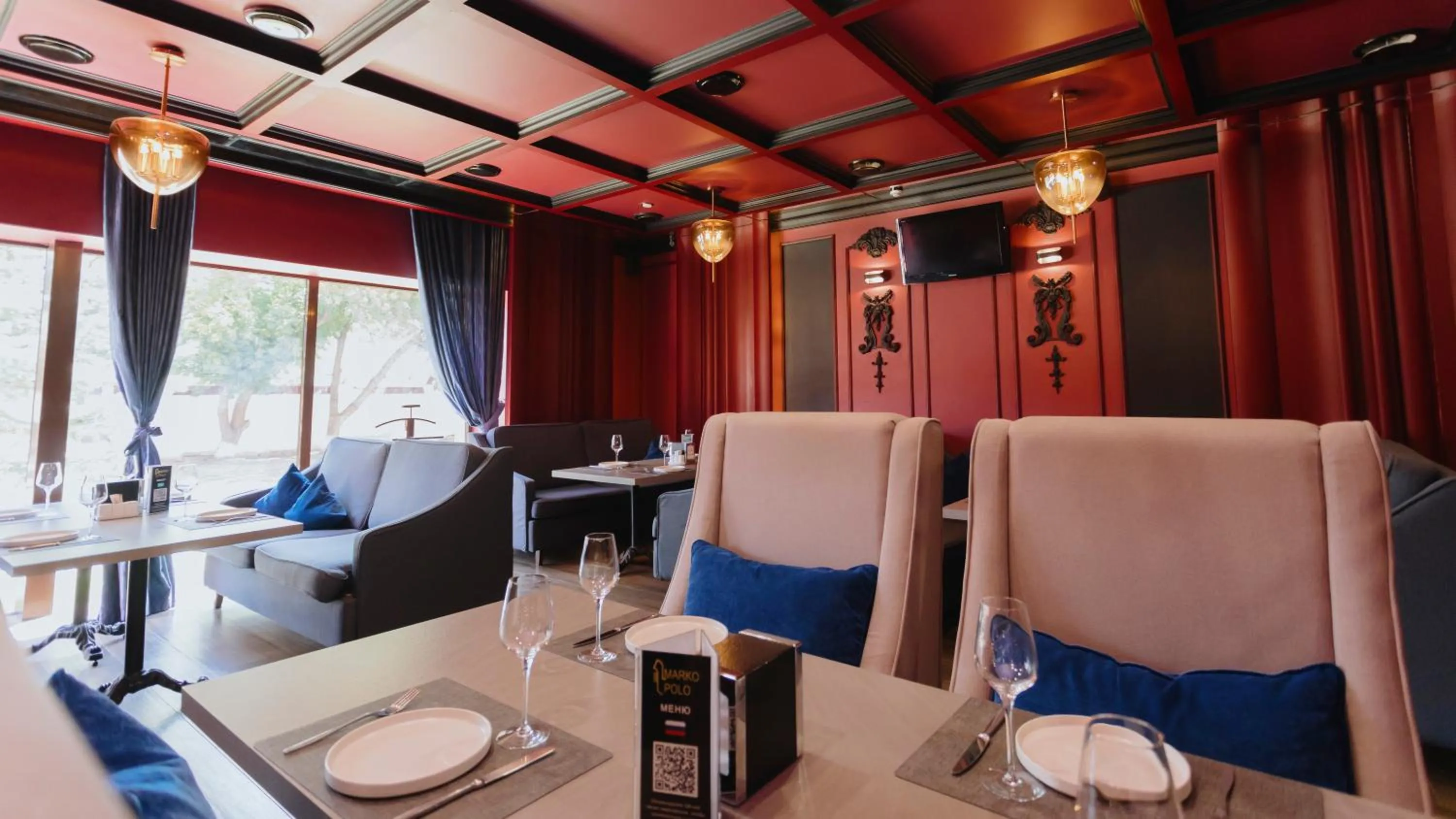 Lounge or bar in Marko Polo Hotel