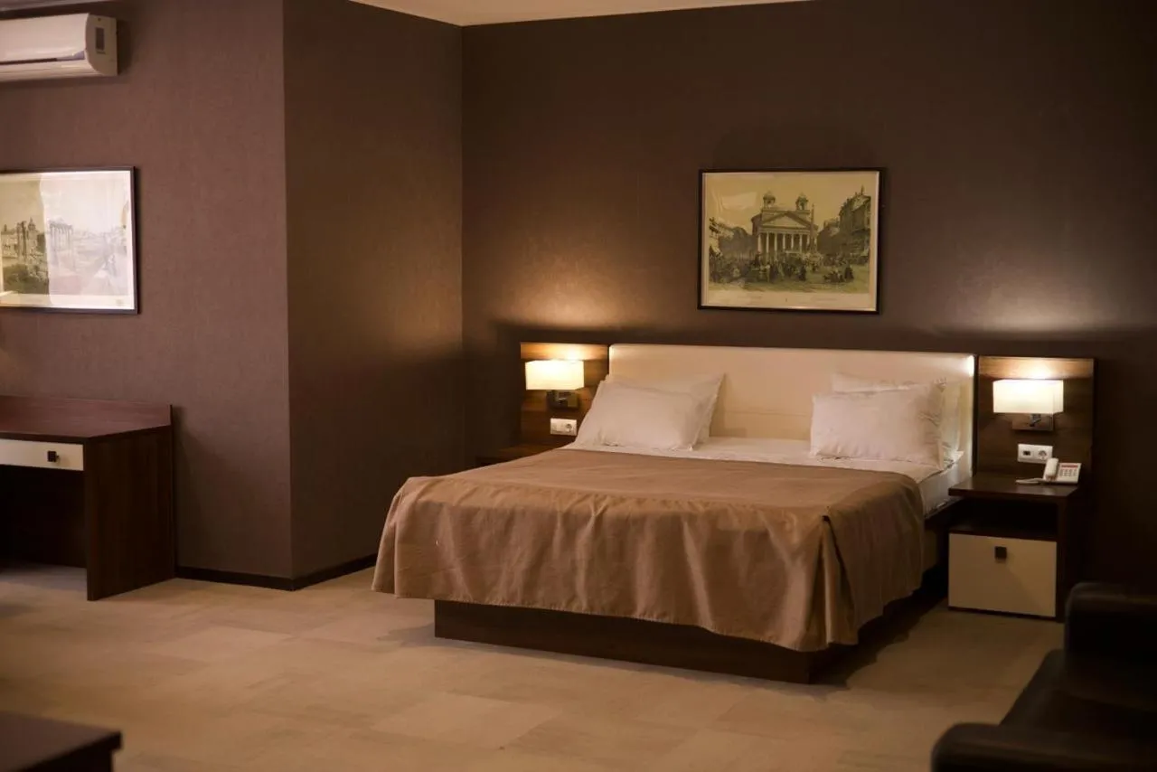 Bedroom, Bed in Marko Polo Hotel
