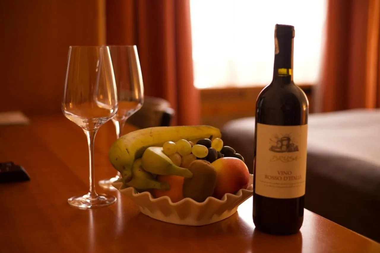 Food and drinks in Marko Polo Hotel