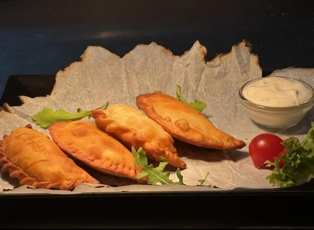 Restaurant/places to eat in Mountain Krystal