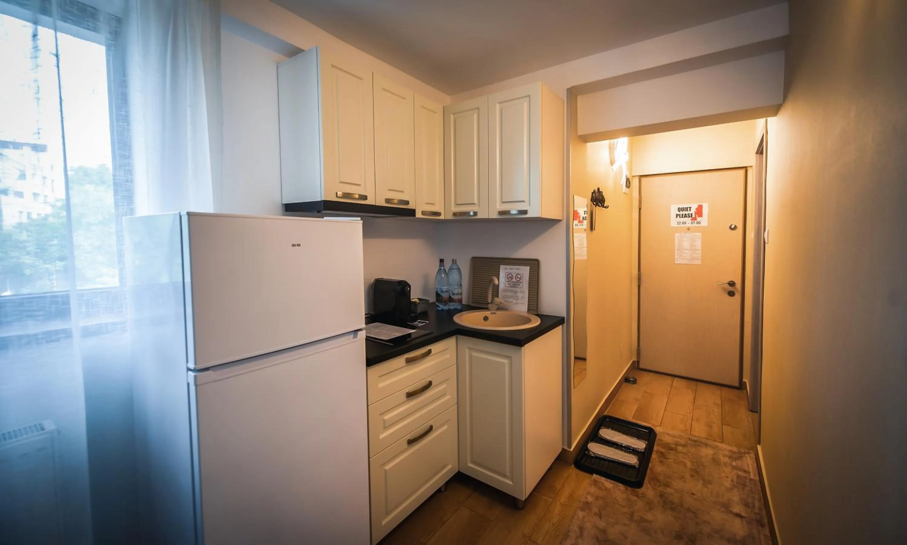 Coffee/tea facilities in AMADA CITY CENTER