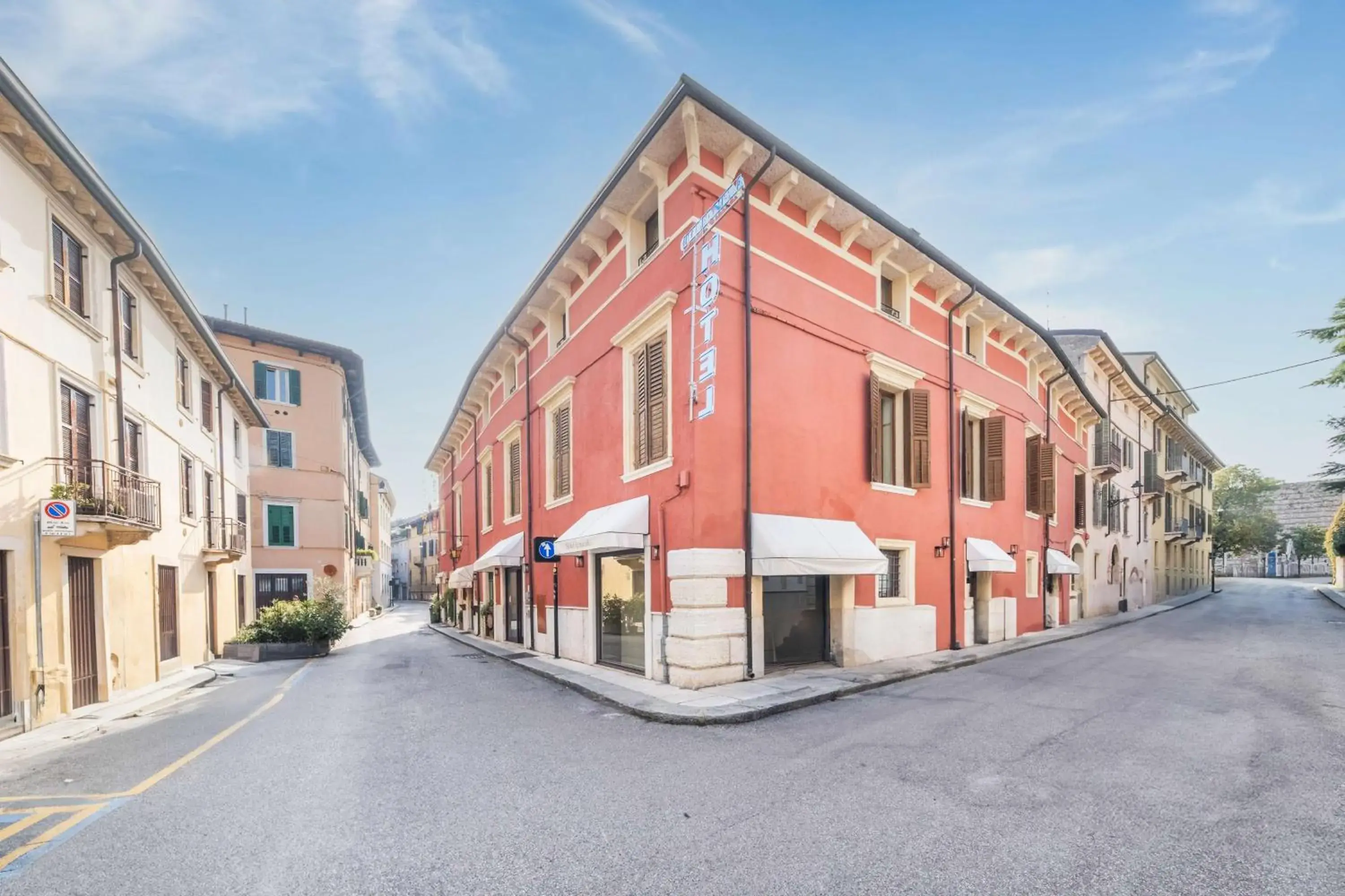 Property building in Best Western Hotel Armando Property building in Best Western Hotel Armando