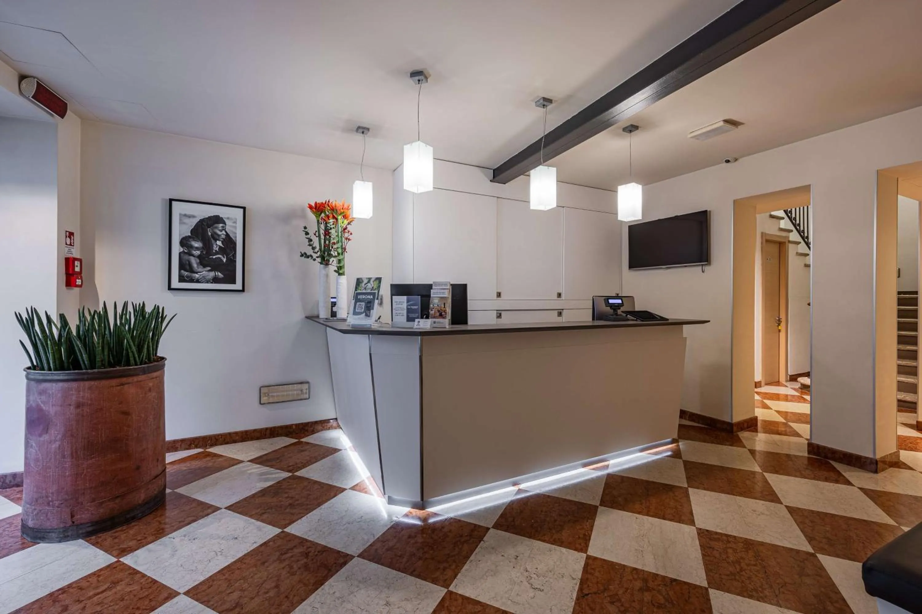 Lobby or reception in Best Western Hotel Armando