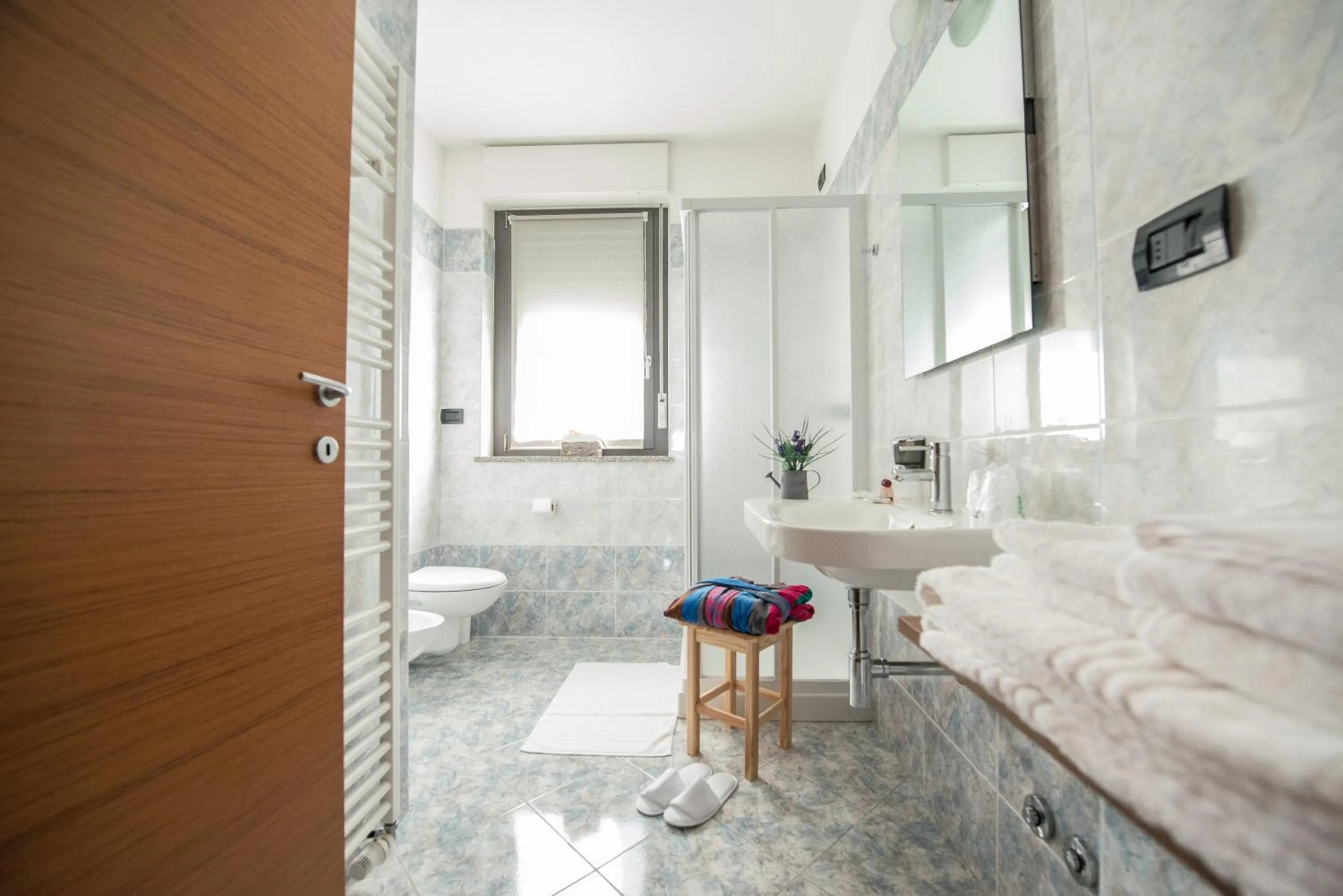 Shower in Draconerium Hotel