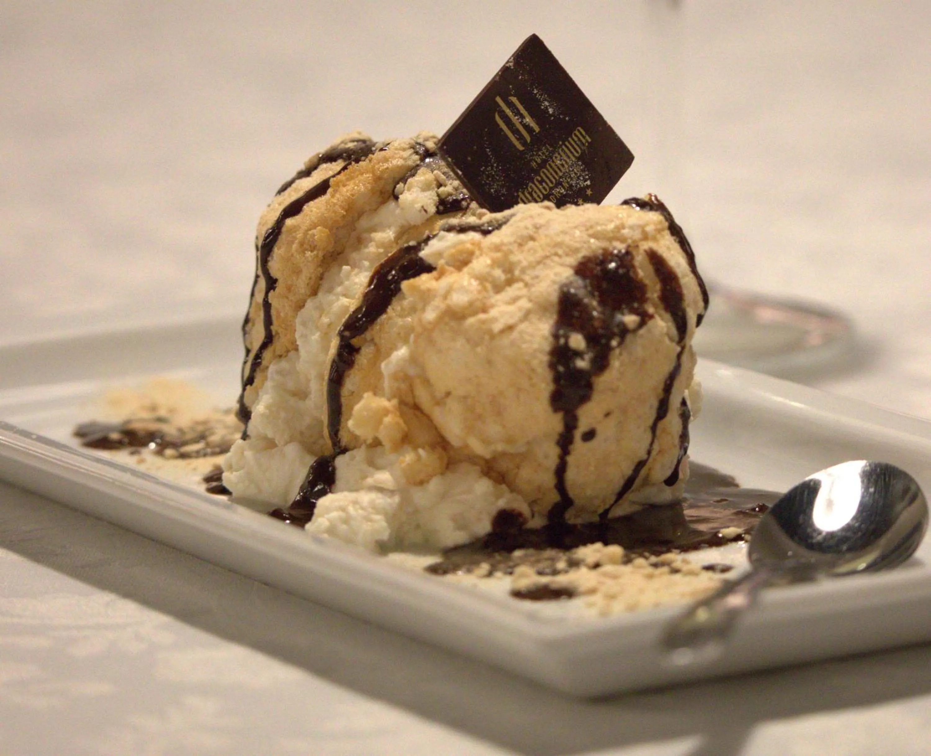 Food in Draconerium Hotel