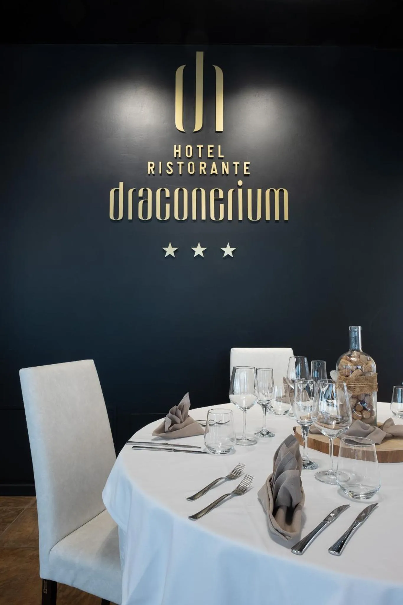 Draconerium Hotel