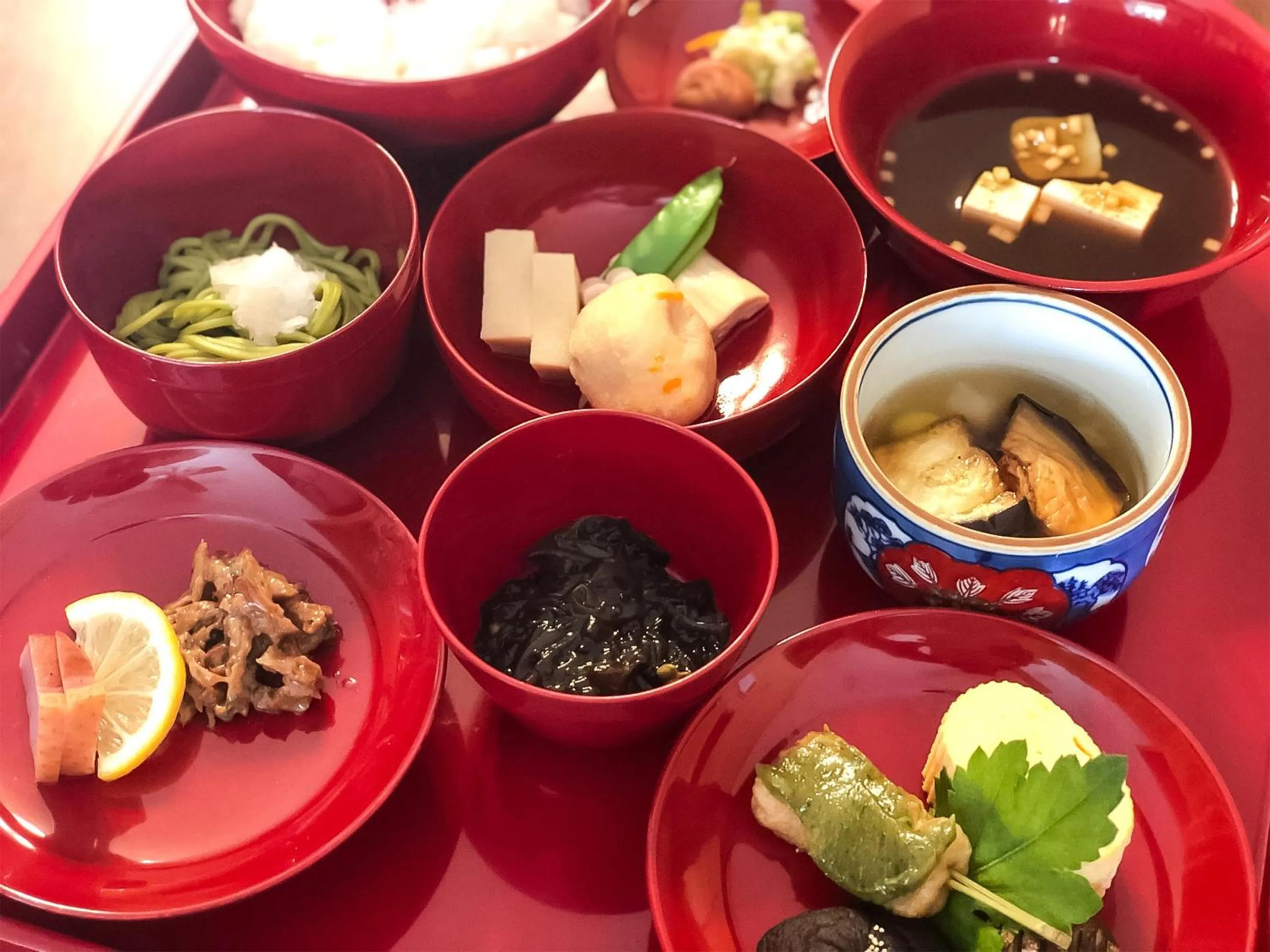 Food and drinks in naokonoza Bettei Umekoji