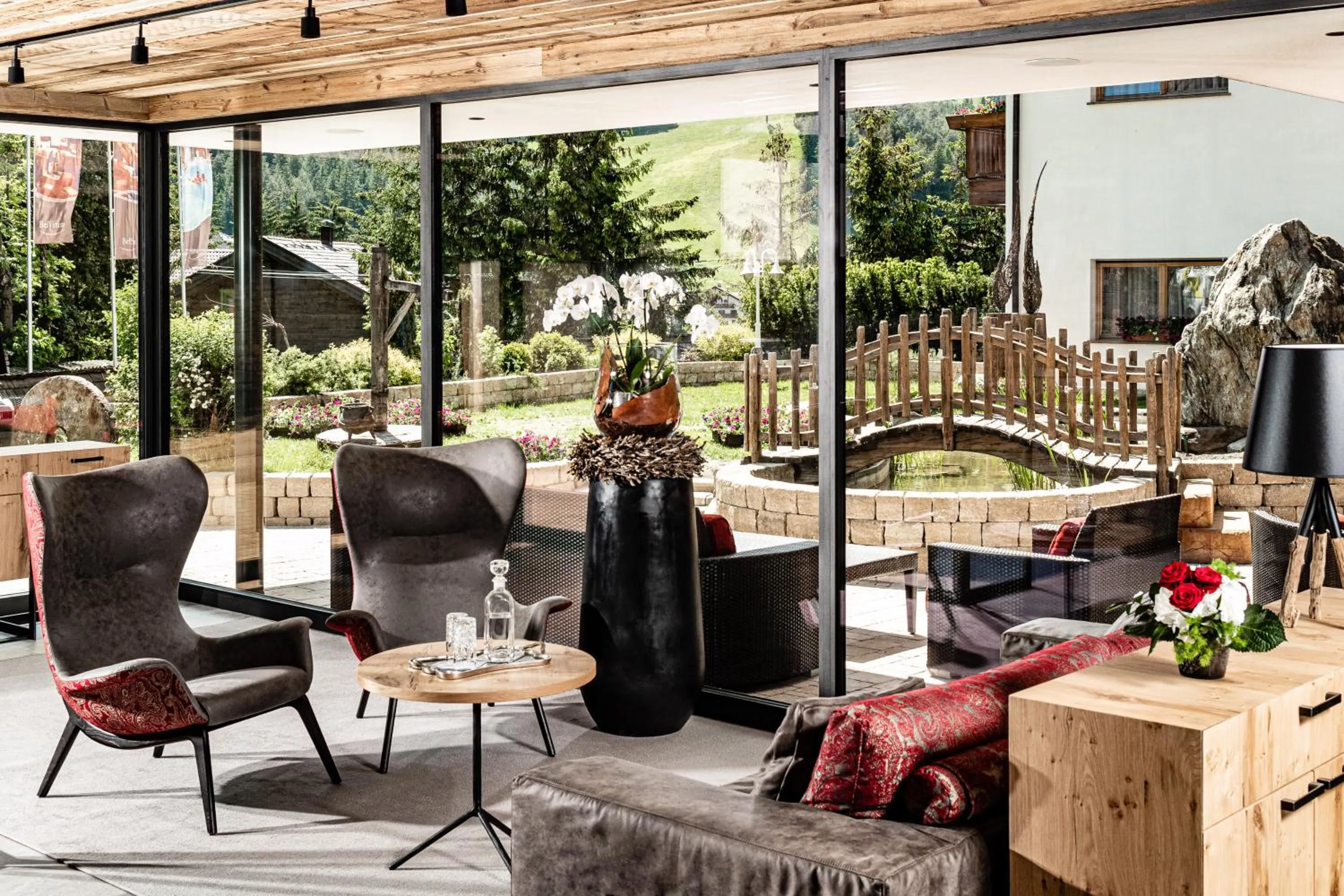 Lobby or reception in Almhof Hotel Call