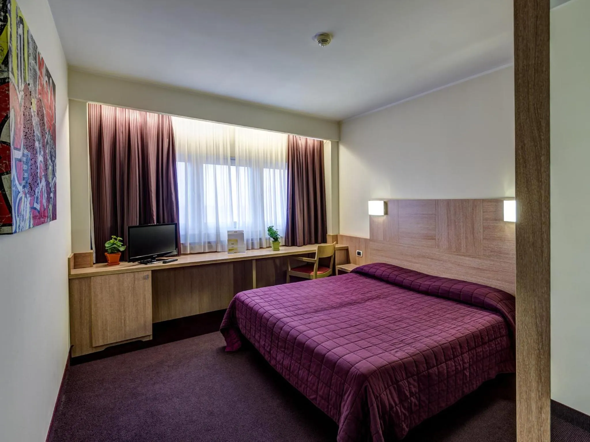 View (from property/room), Bed in Hotel Capital