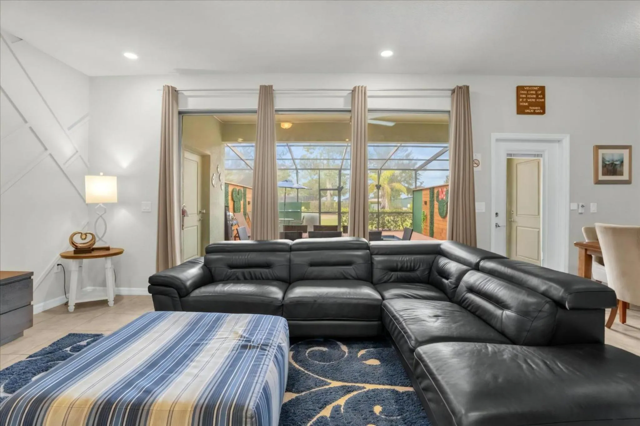 Property building in 5 Bedrooms 4 Bathrooms Solterra 4618 Td