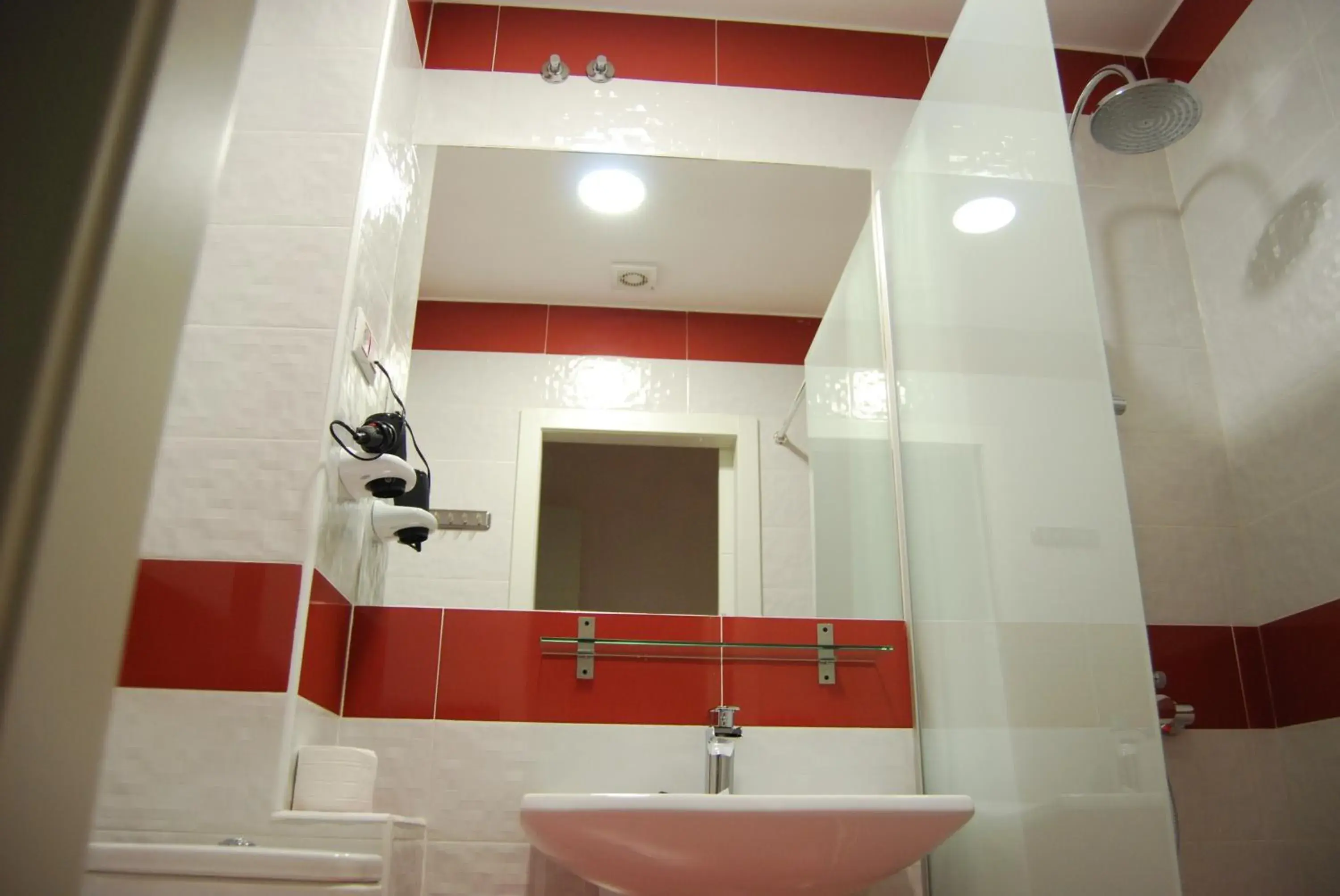 Superior Double or Twin Room in Hostal PETITE MAMAN Superior Double or Twin Room in Hostal PETITE MAMAN