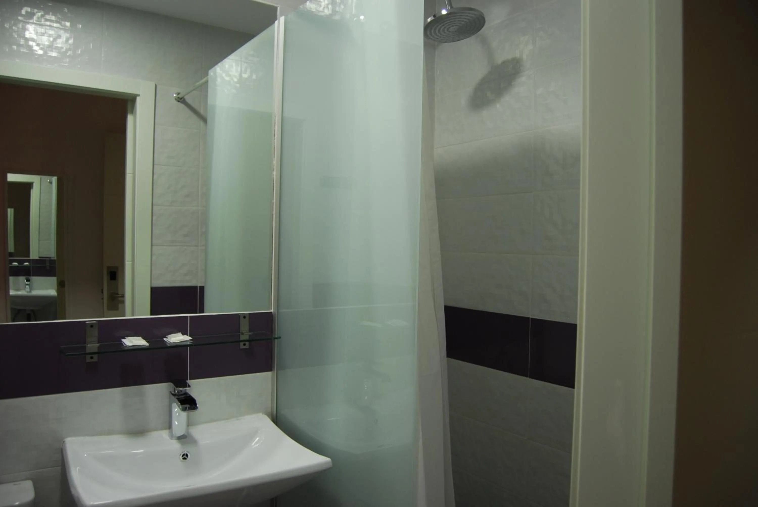 Bathroom in Hostal PETITE MAMAN