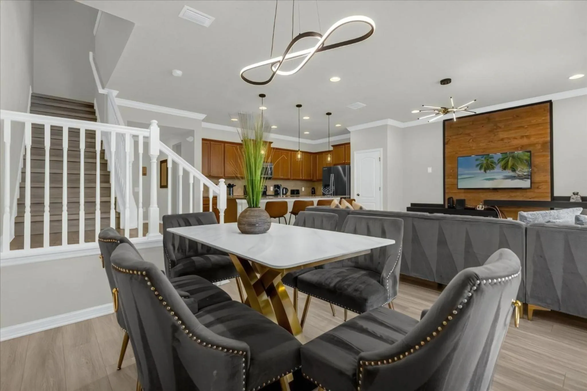 Property building in 5 Bedroom45 Bathroom Windsor At Ws 1998 Md