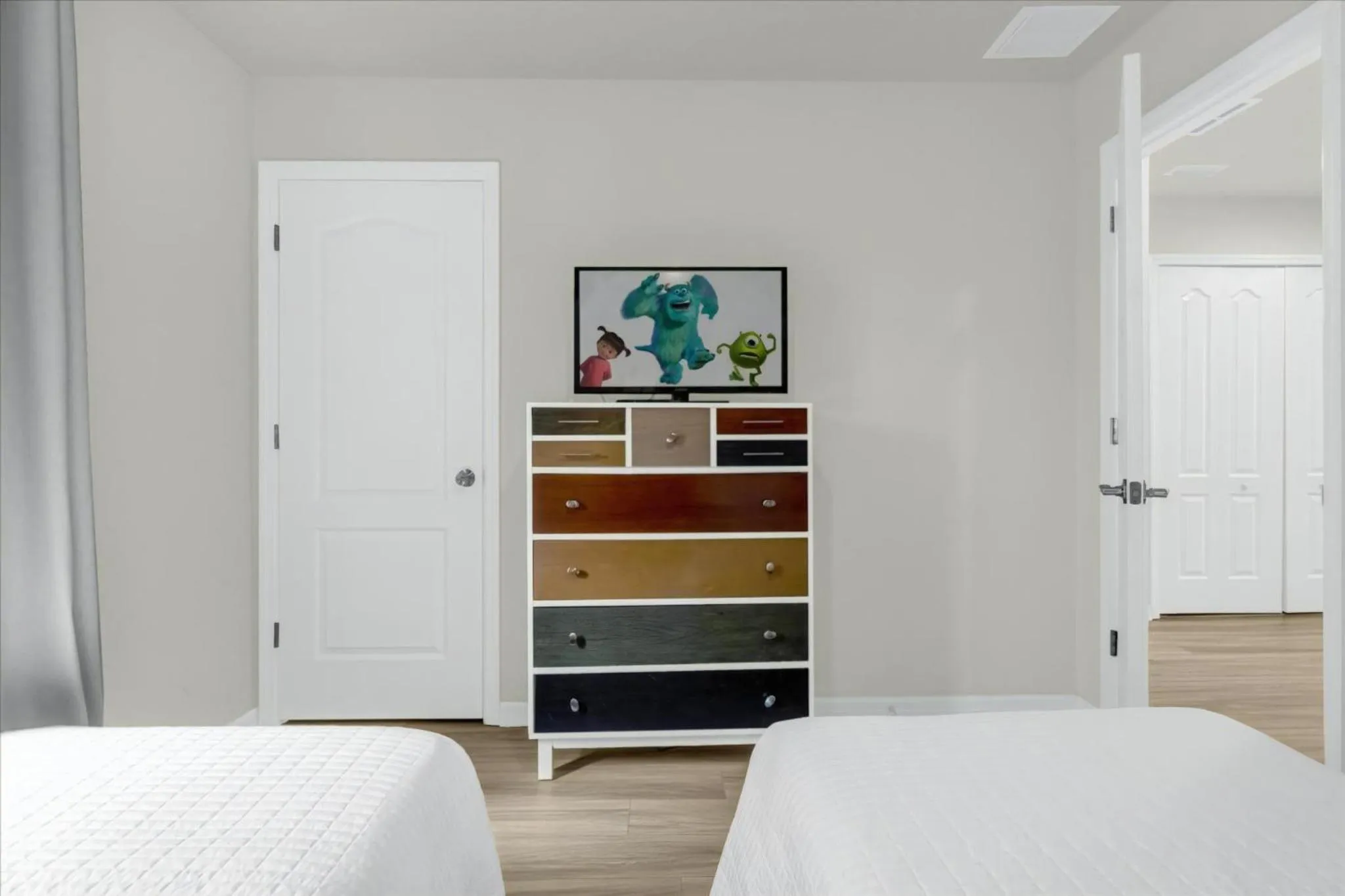 Property building, Bed in 5 Bedroom45 Bathroom Windsor At Ws 1998 Md