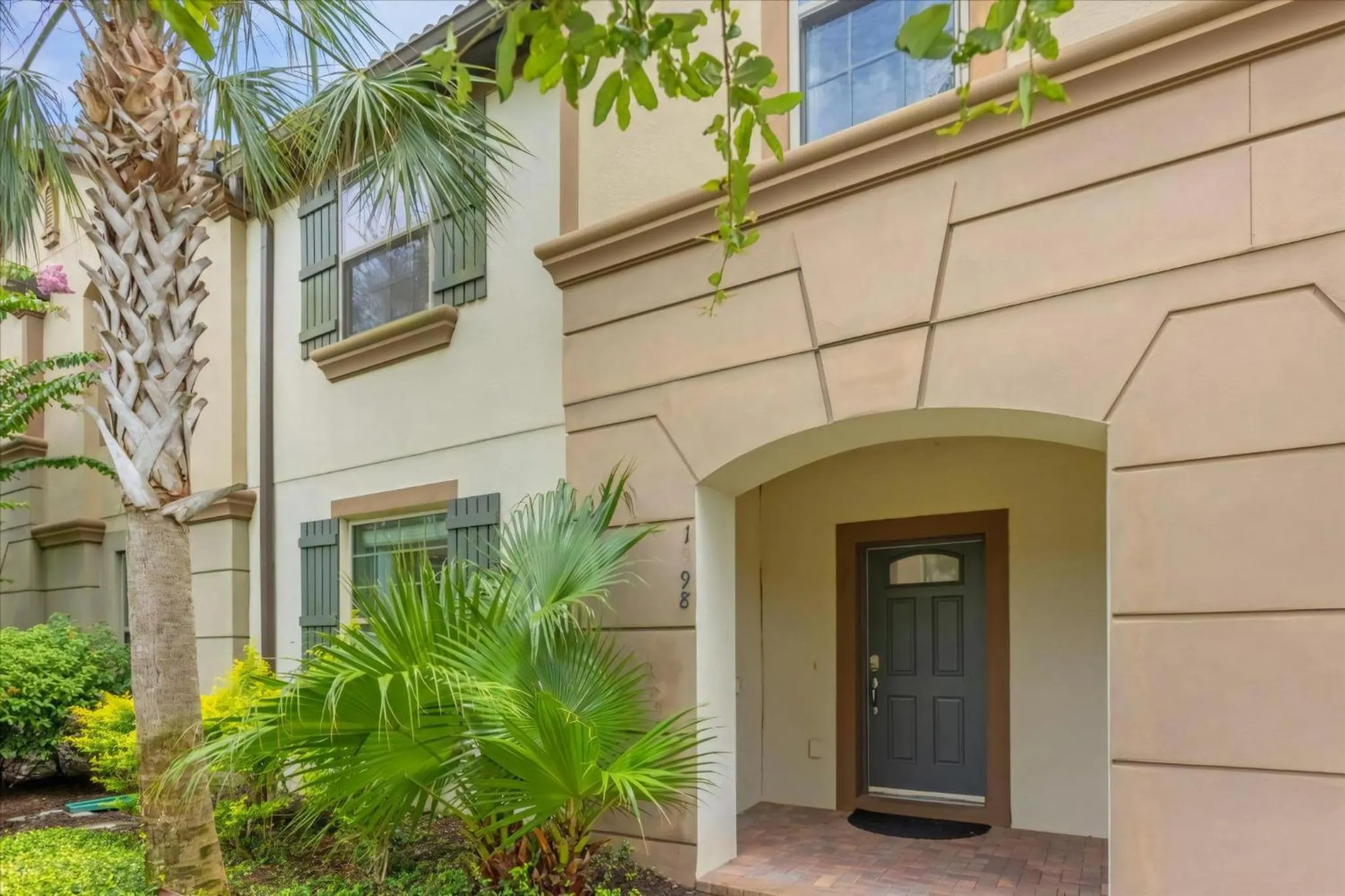 Property building in 5 Bedroom45 Bathroom Windsor At Ws 1998 Md