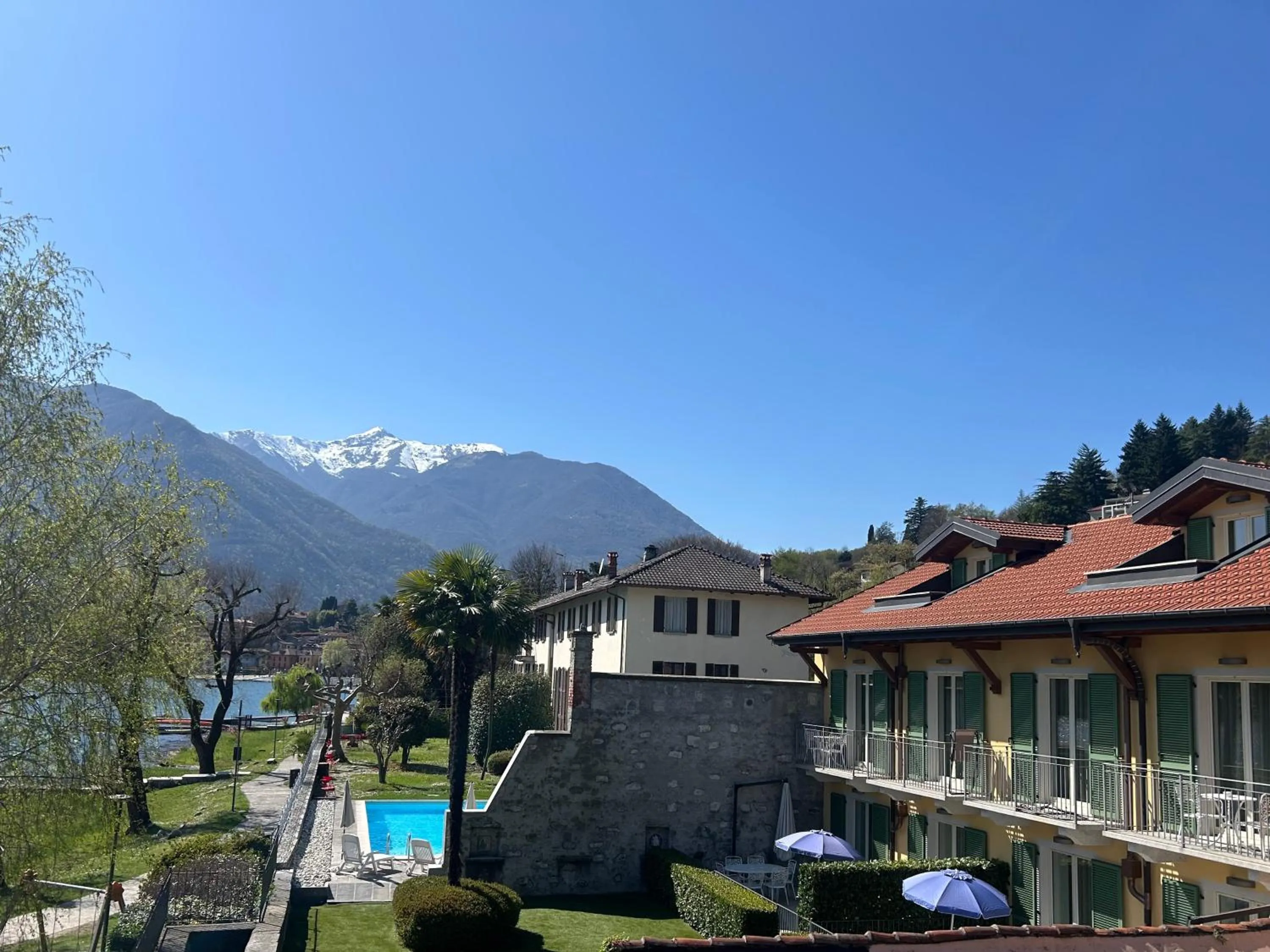 Property building in Hotel Ristorante La Quartina