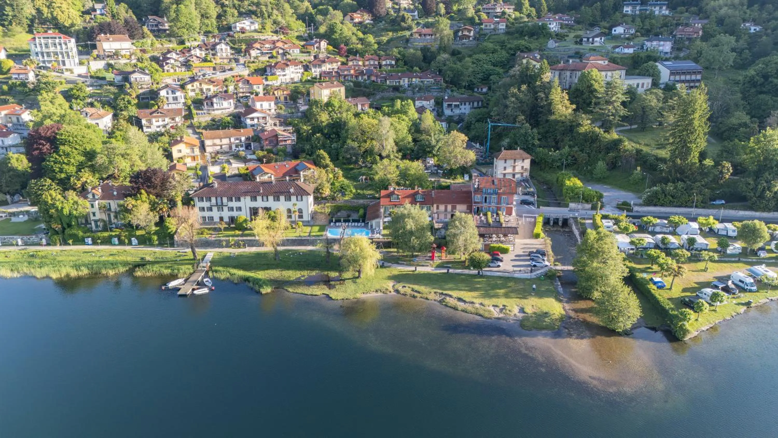 Property building in Hotel Ristorante La Quartina