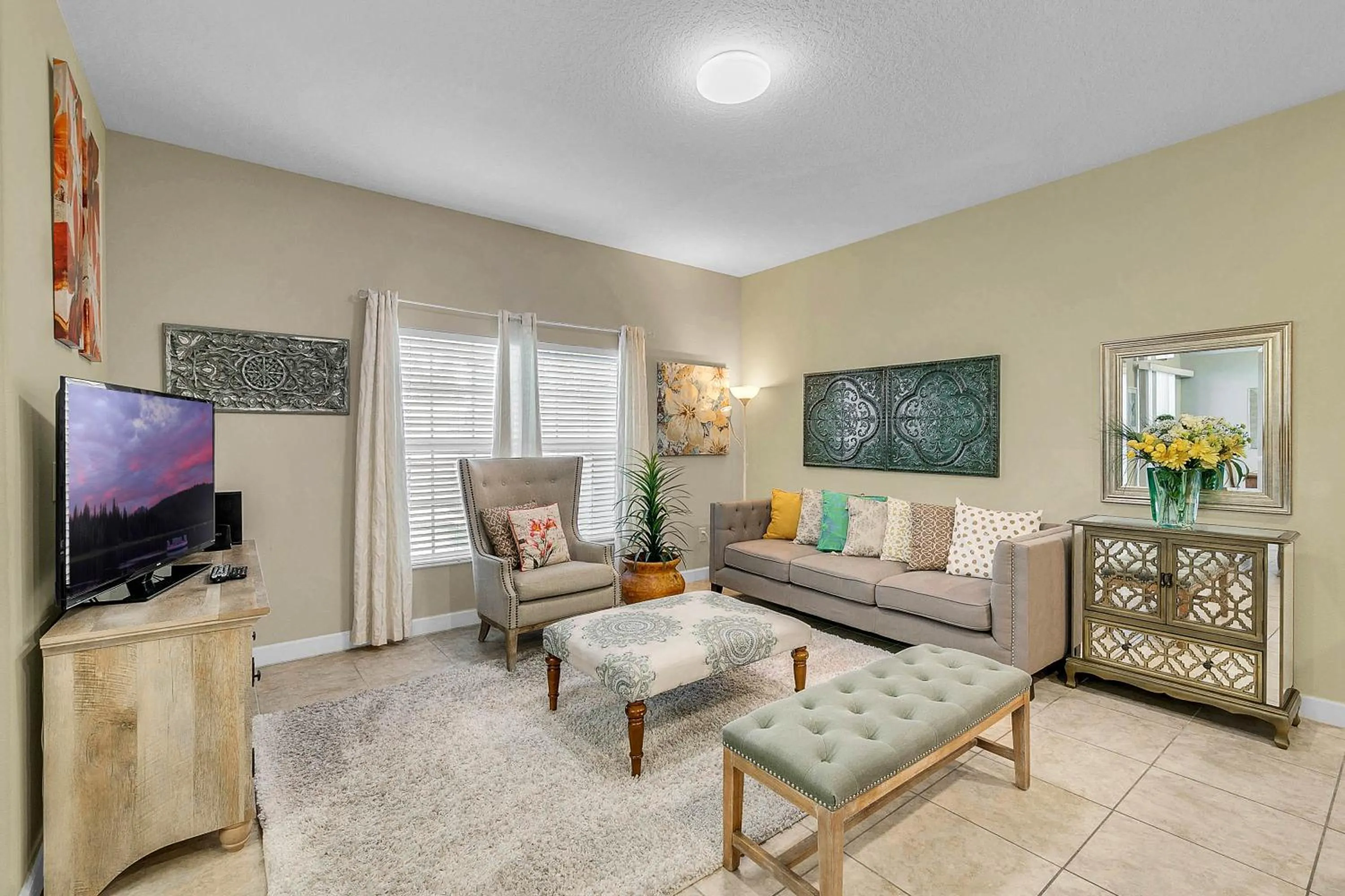 Property building in 4 Bedrooms 3 Bathrooms Storey Lake 4827 Ct