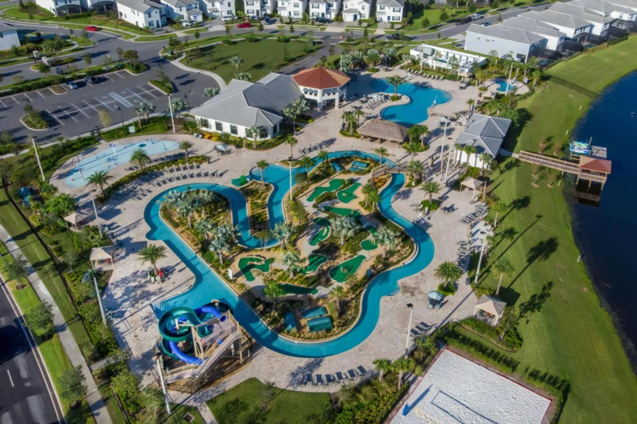 Property building in 4 Bedrooms 3 Bathrooms Storey Lake 4827 Ct