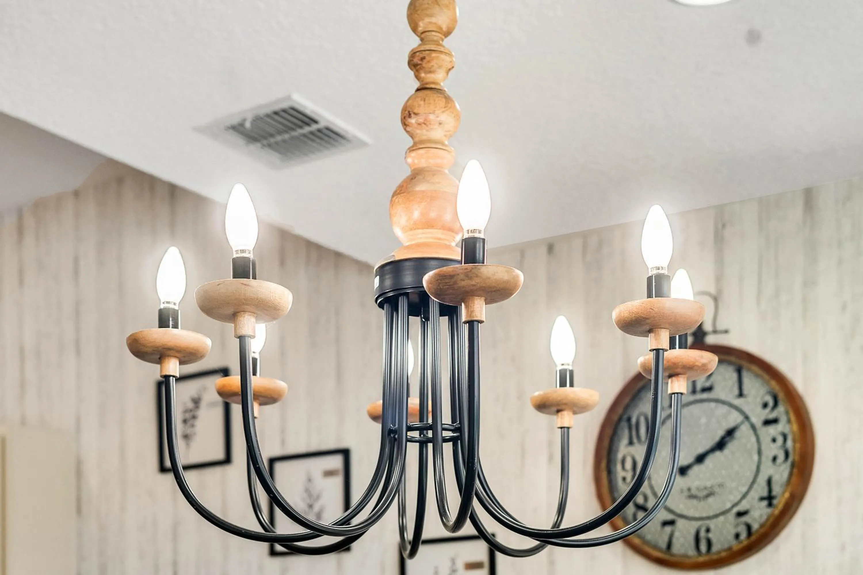 Property building in 5 Bedrooms 5 Bathrooms Sonoma 3891 Oa