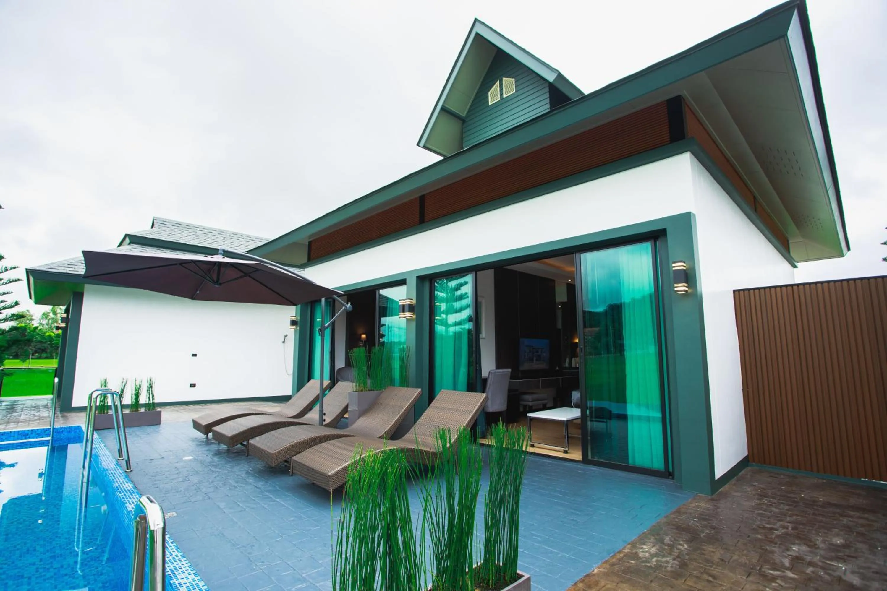 Facade/entrance in Pim Pool Villa Nan