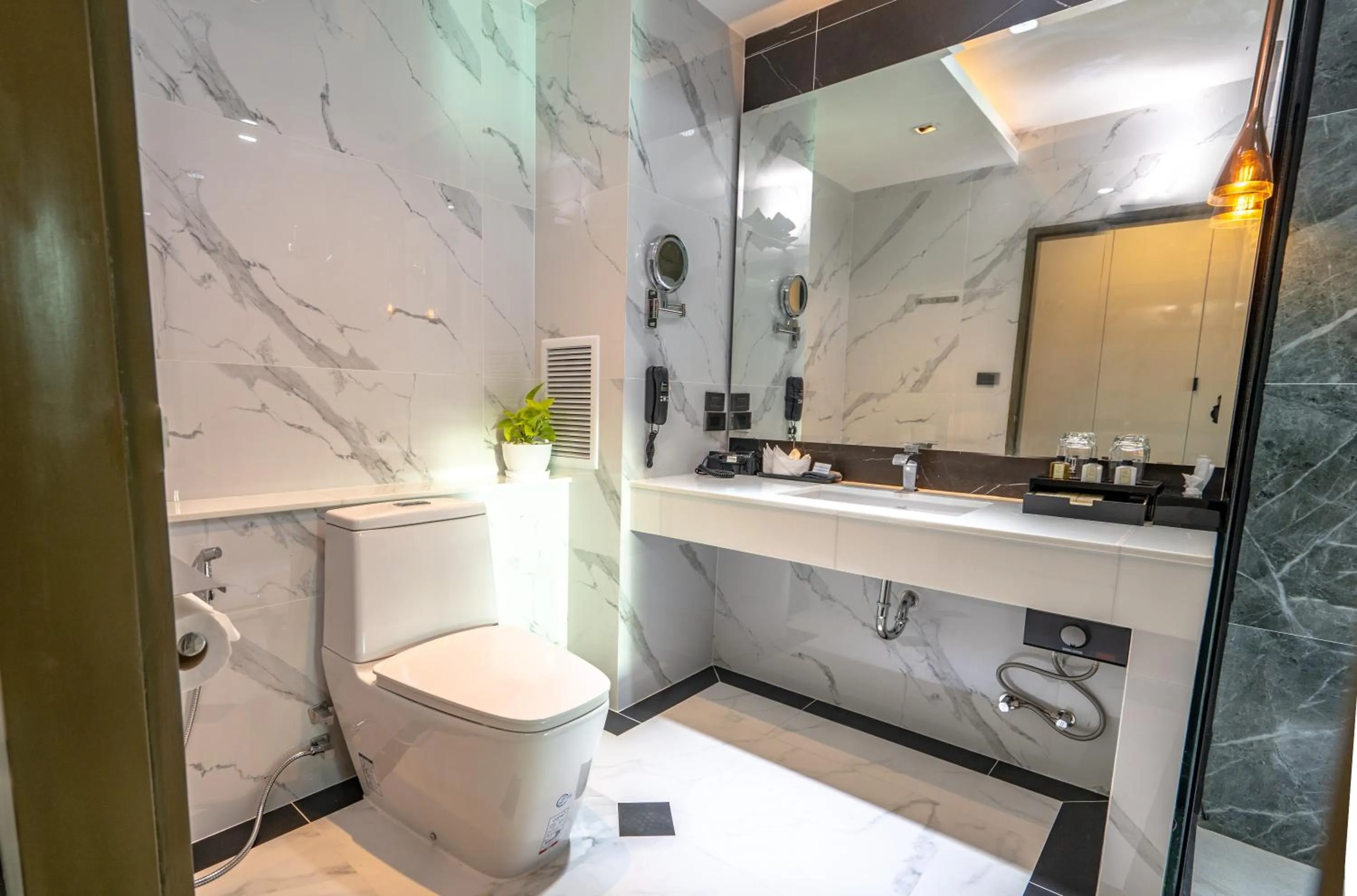 Bathroom in Pim Pool Villa Nan