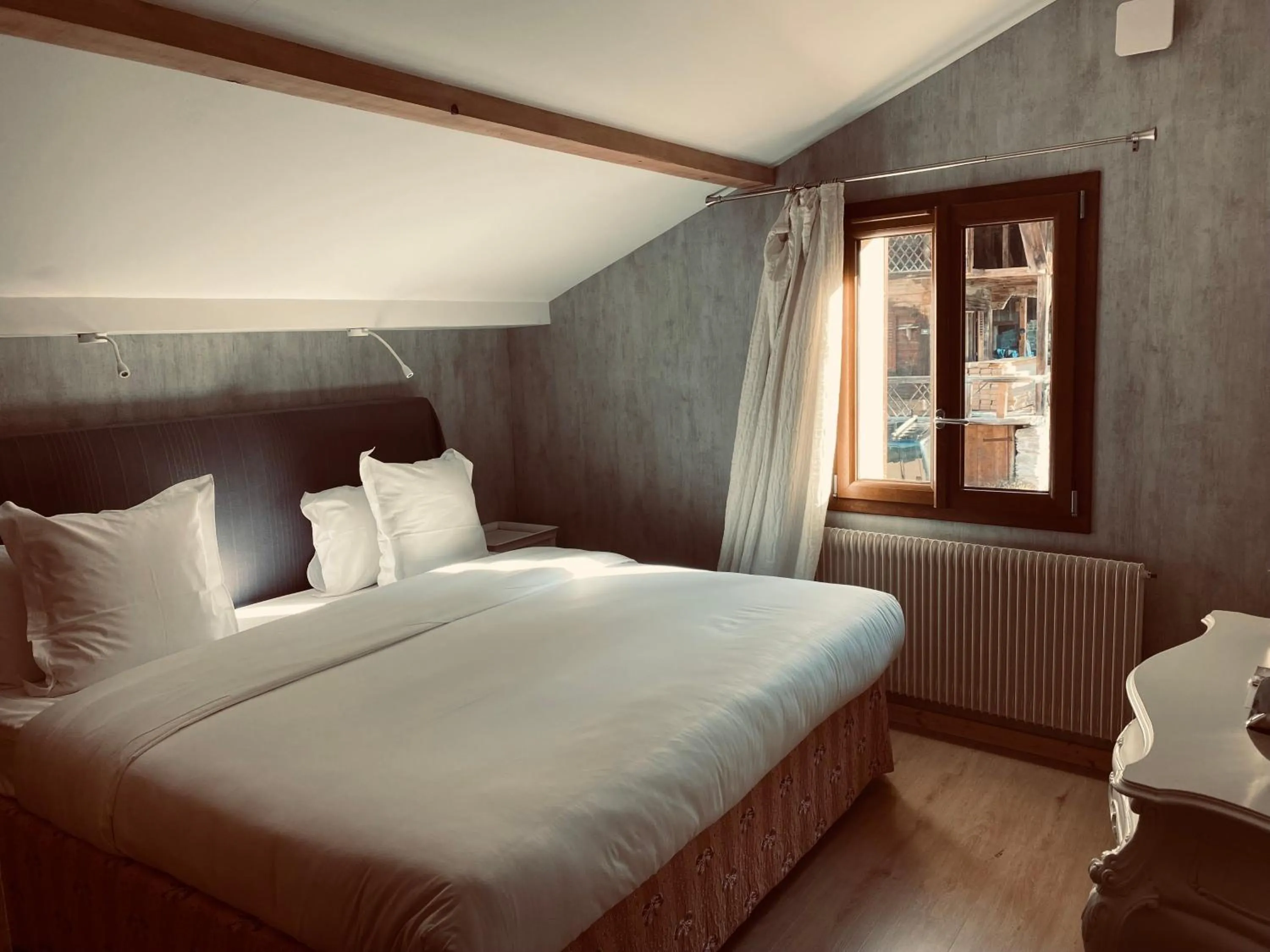 Bed in Terra-Beka Lodge