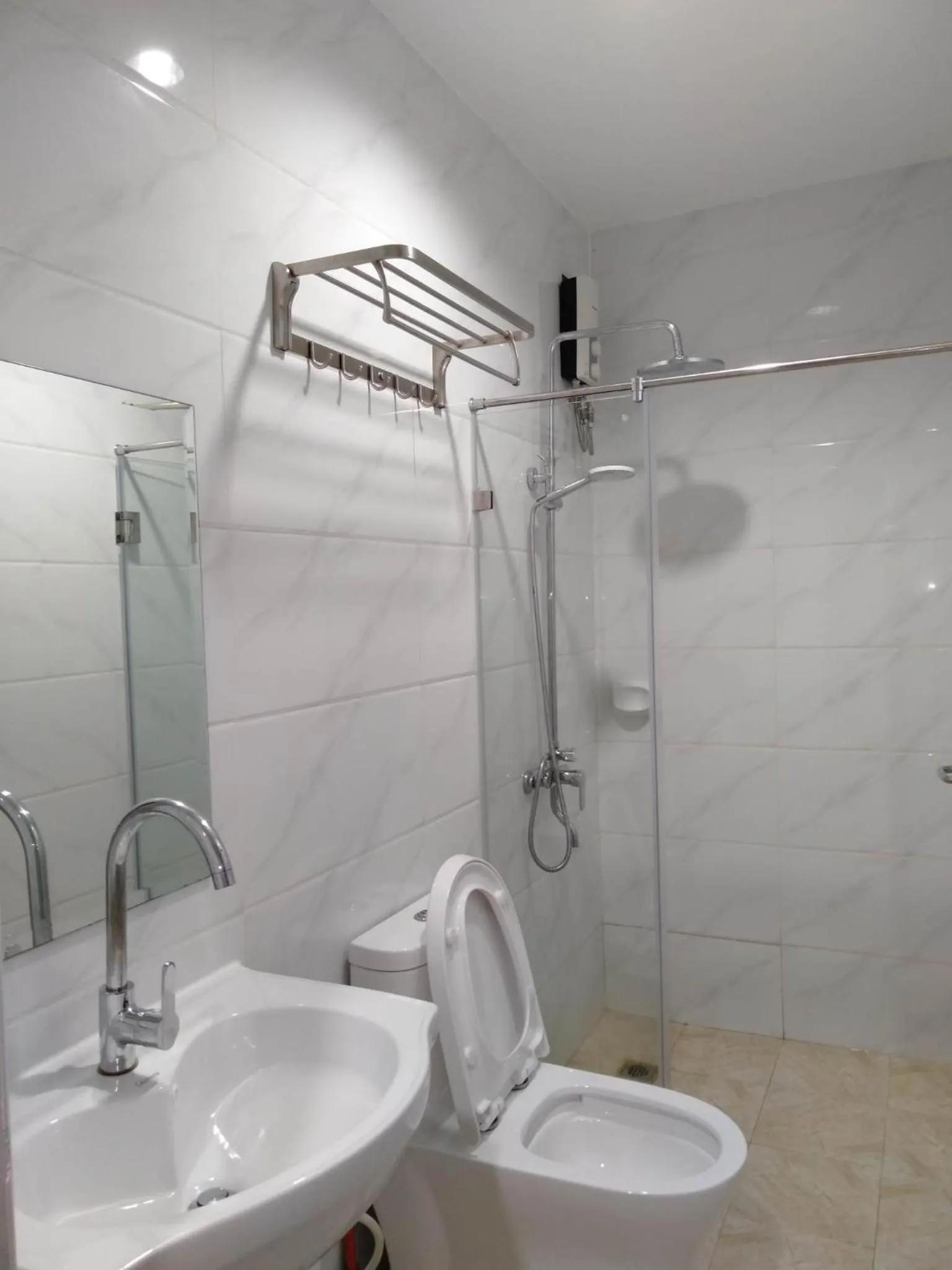 Shower in Meaco Royal Hotel- Aparri