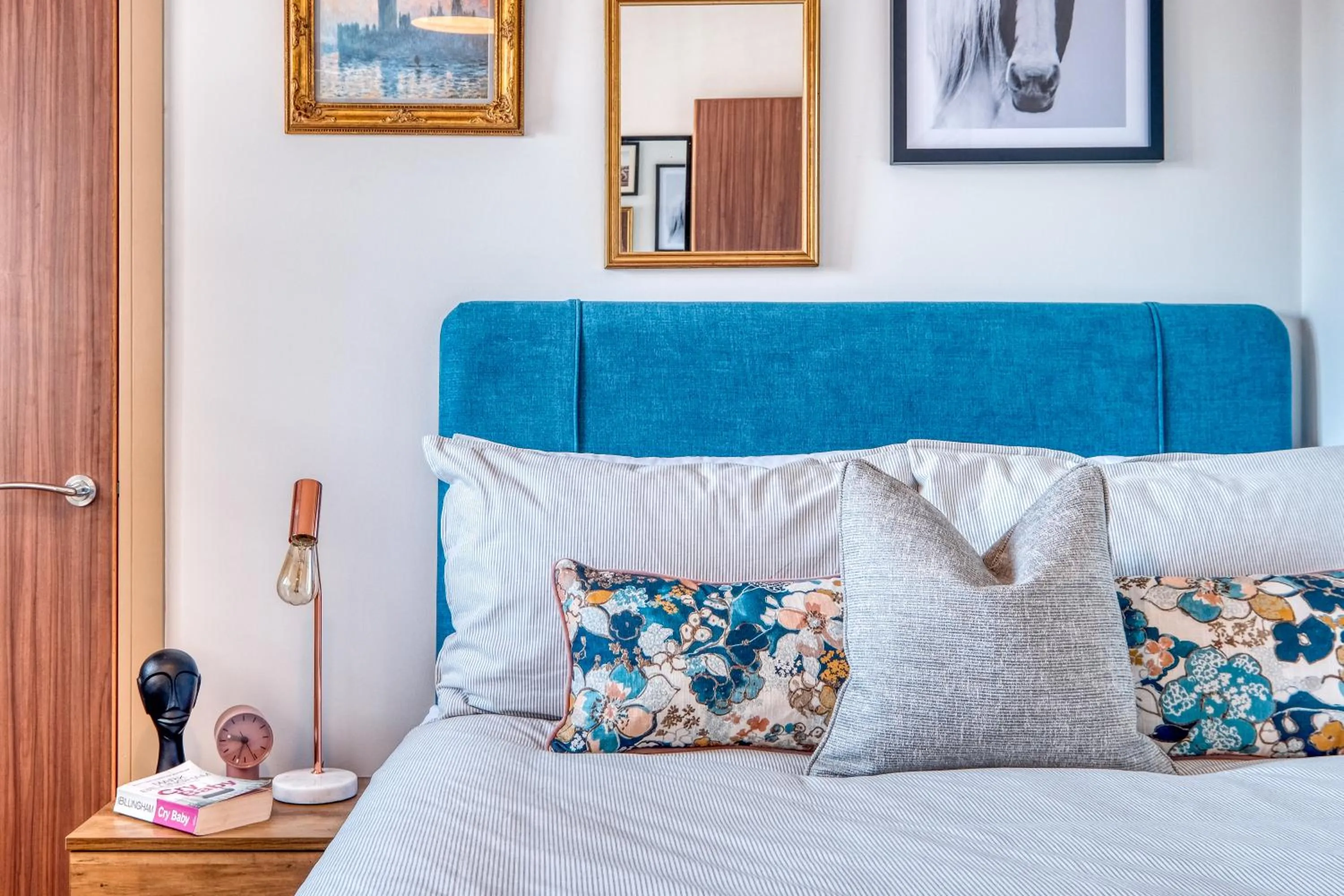 Gorgeous 1-bed city apartment, sleeps 4
