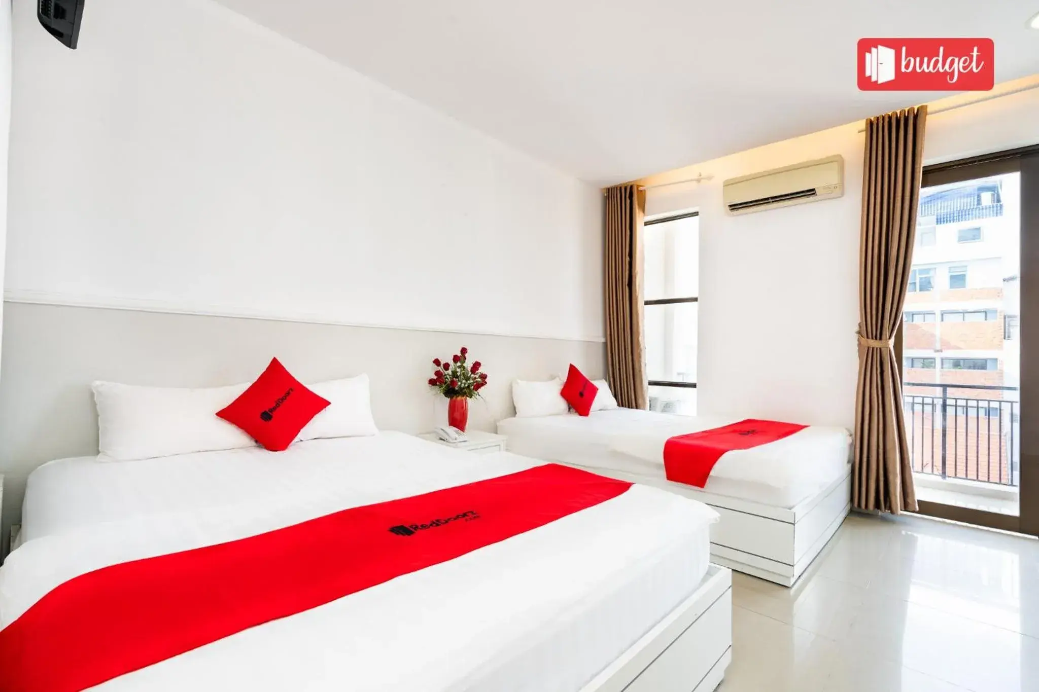 View (from property/room), Bed in Khanh Linh Hotel View (from property/room), Bed in Khanh Linh Hotel