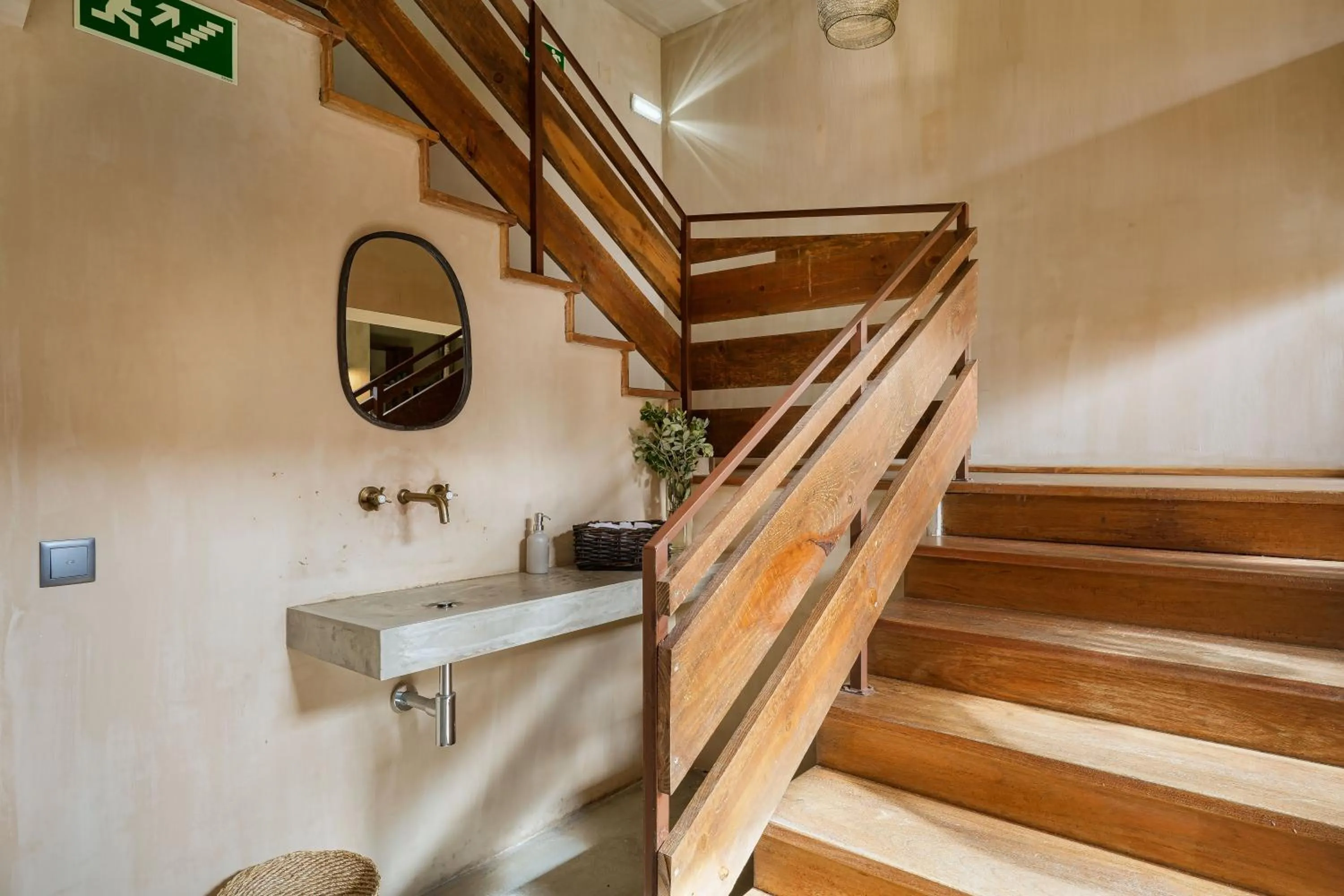 Library in Azenhas do Mar Valley House