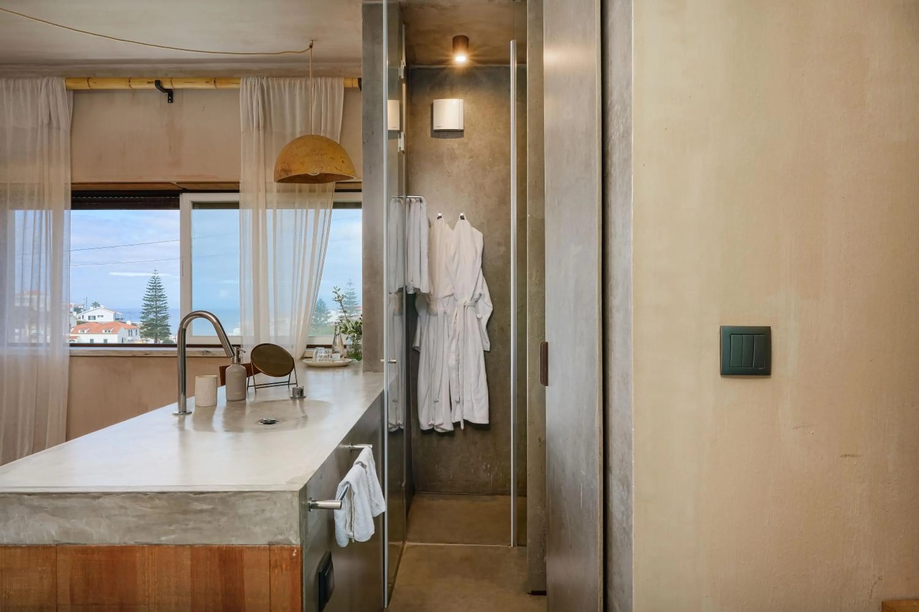 Bathroom in Azenhas do Mar Valley House