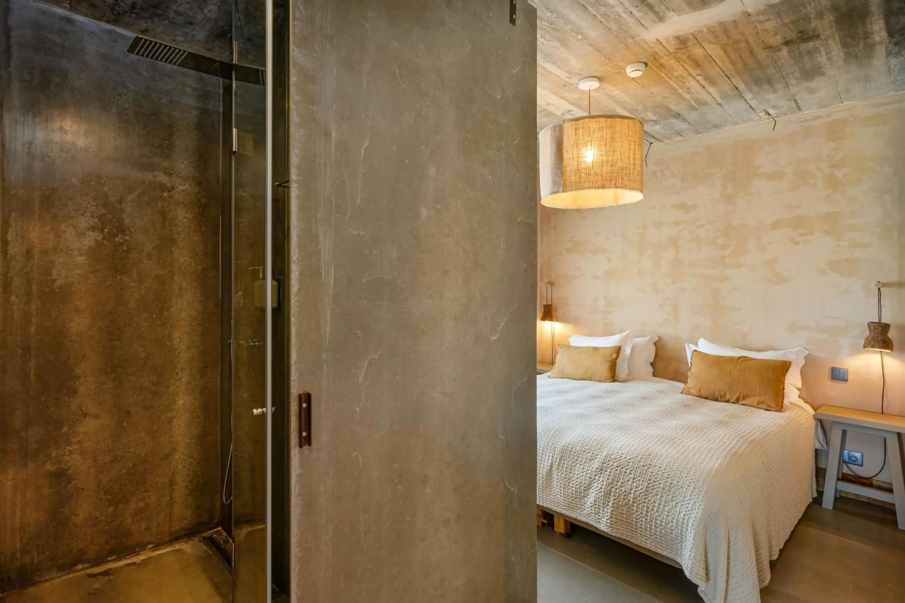 Bed in Azenhas do Mar Valley House