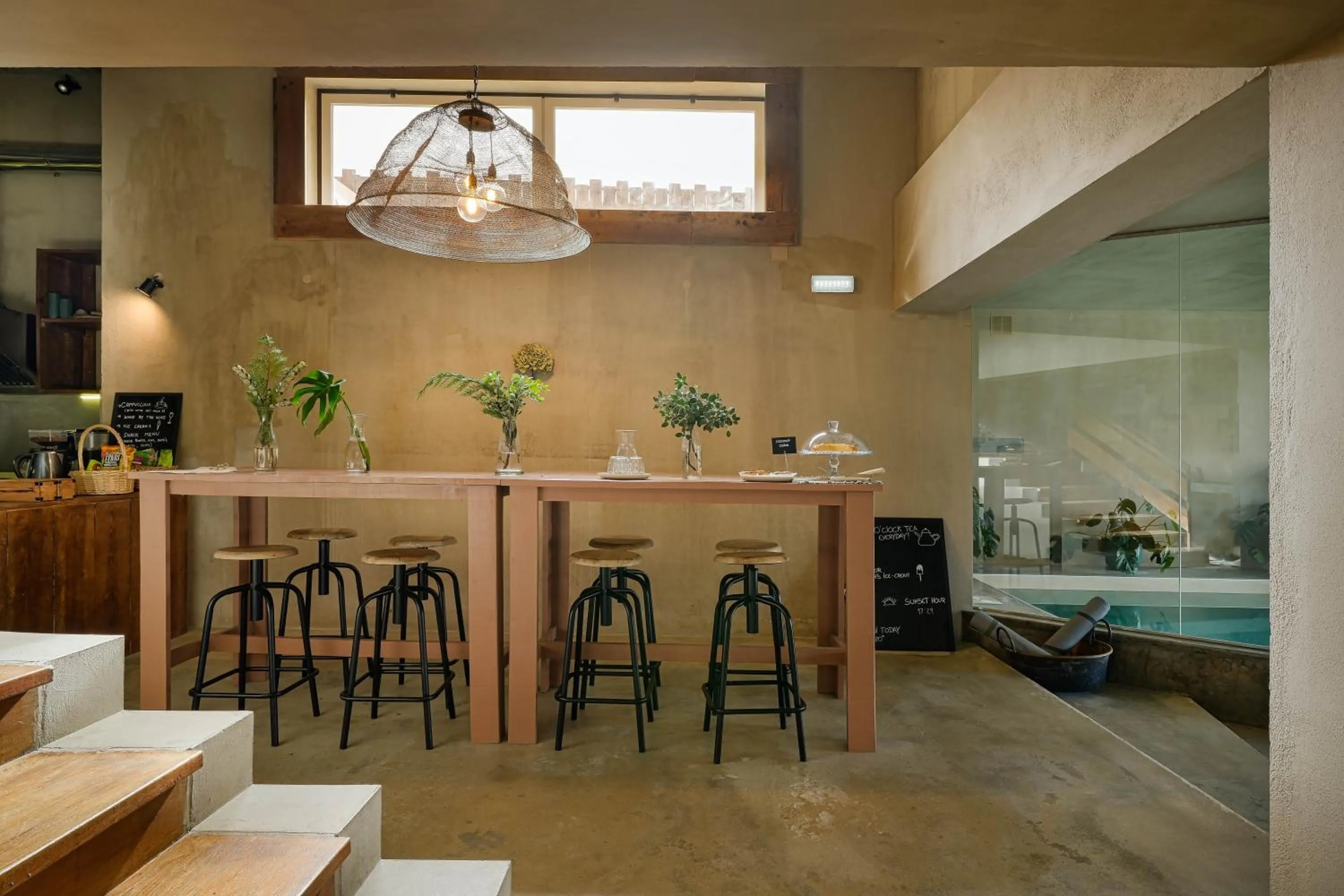 Lounge or bar in Azenhas do Mar Valley House