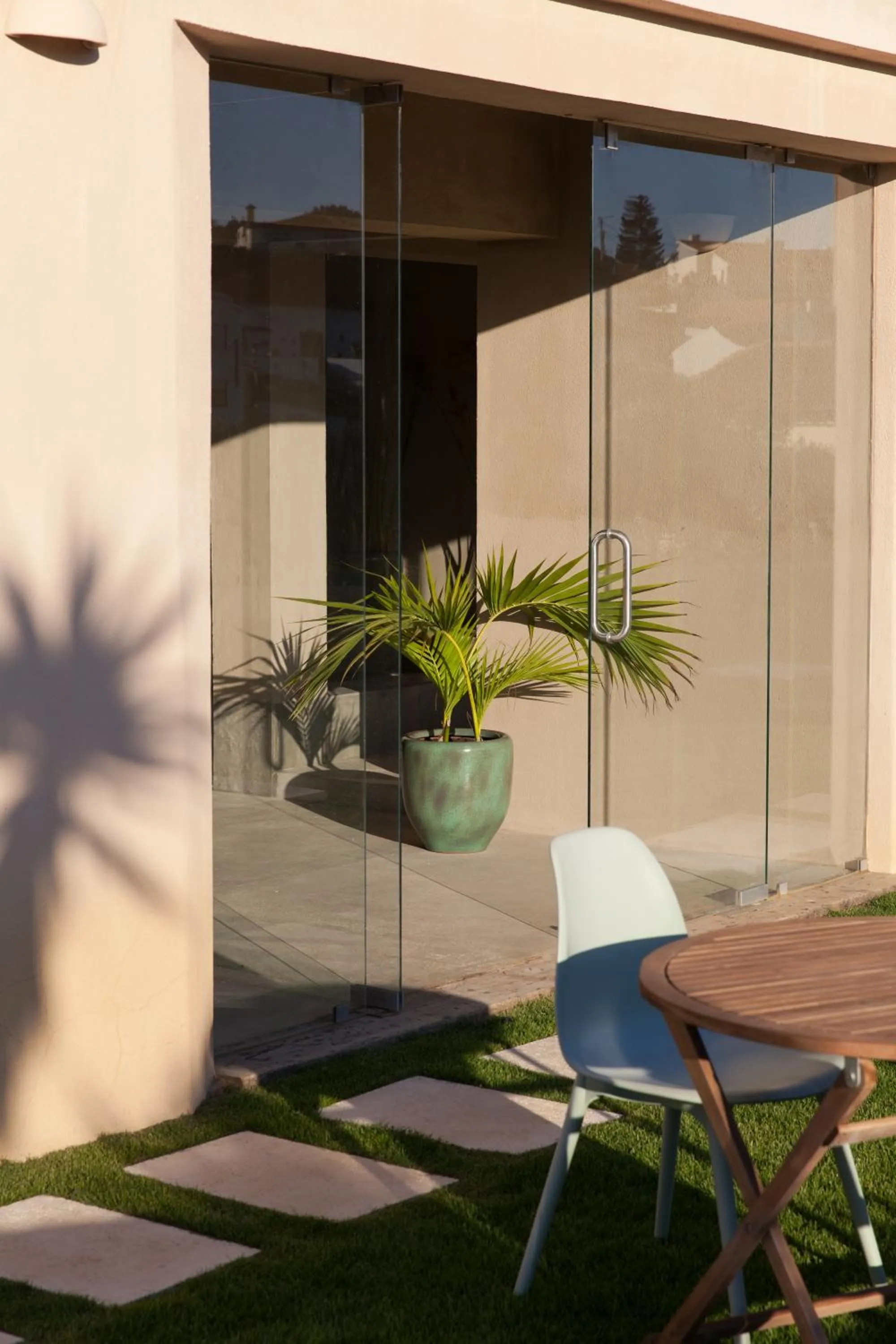 Property building in Azenhas do Mar Valley House