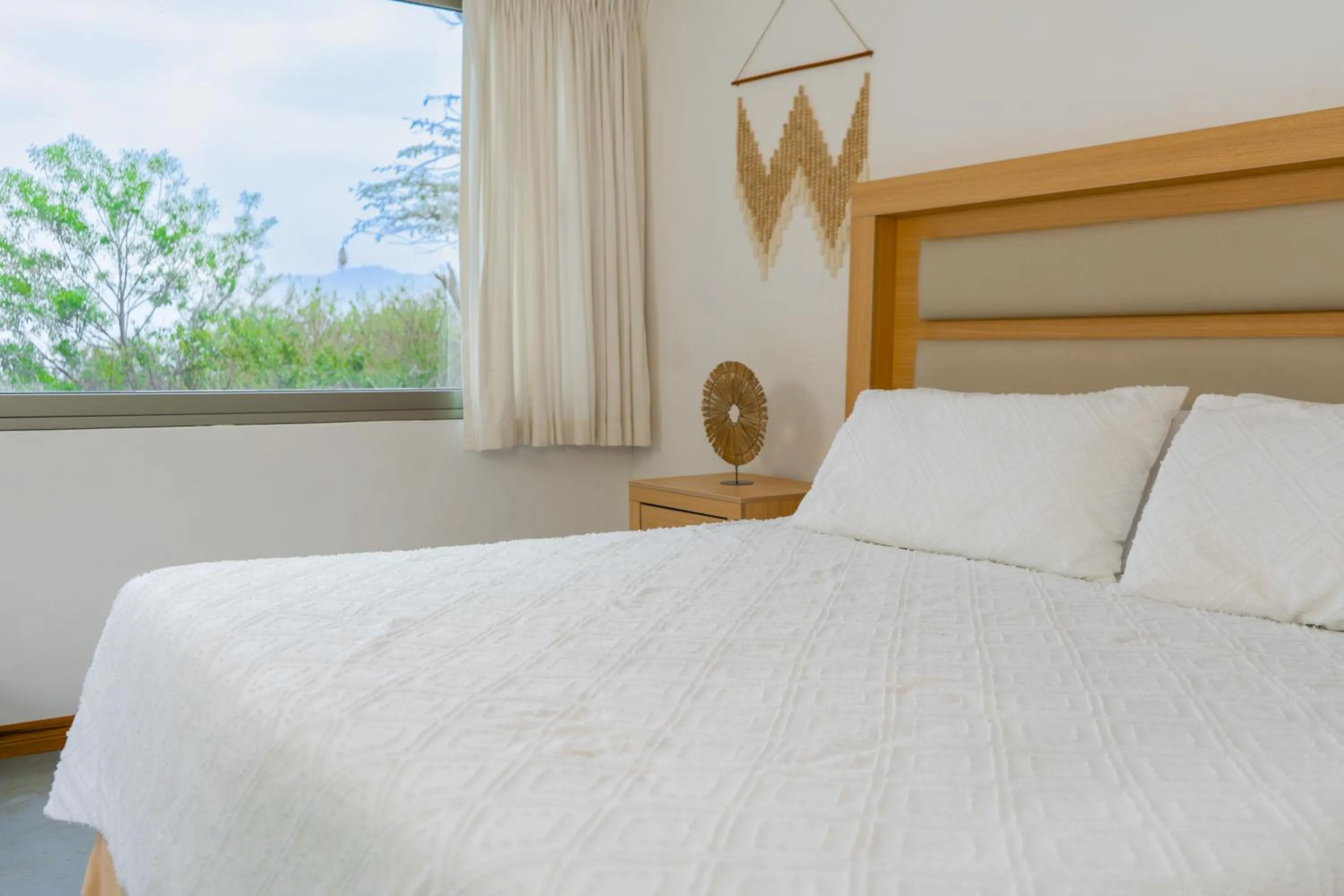 Bedroom, Bed in Equinoccio Hotel