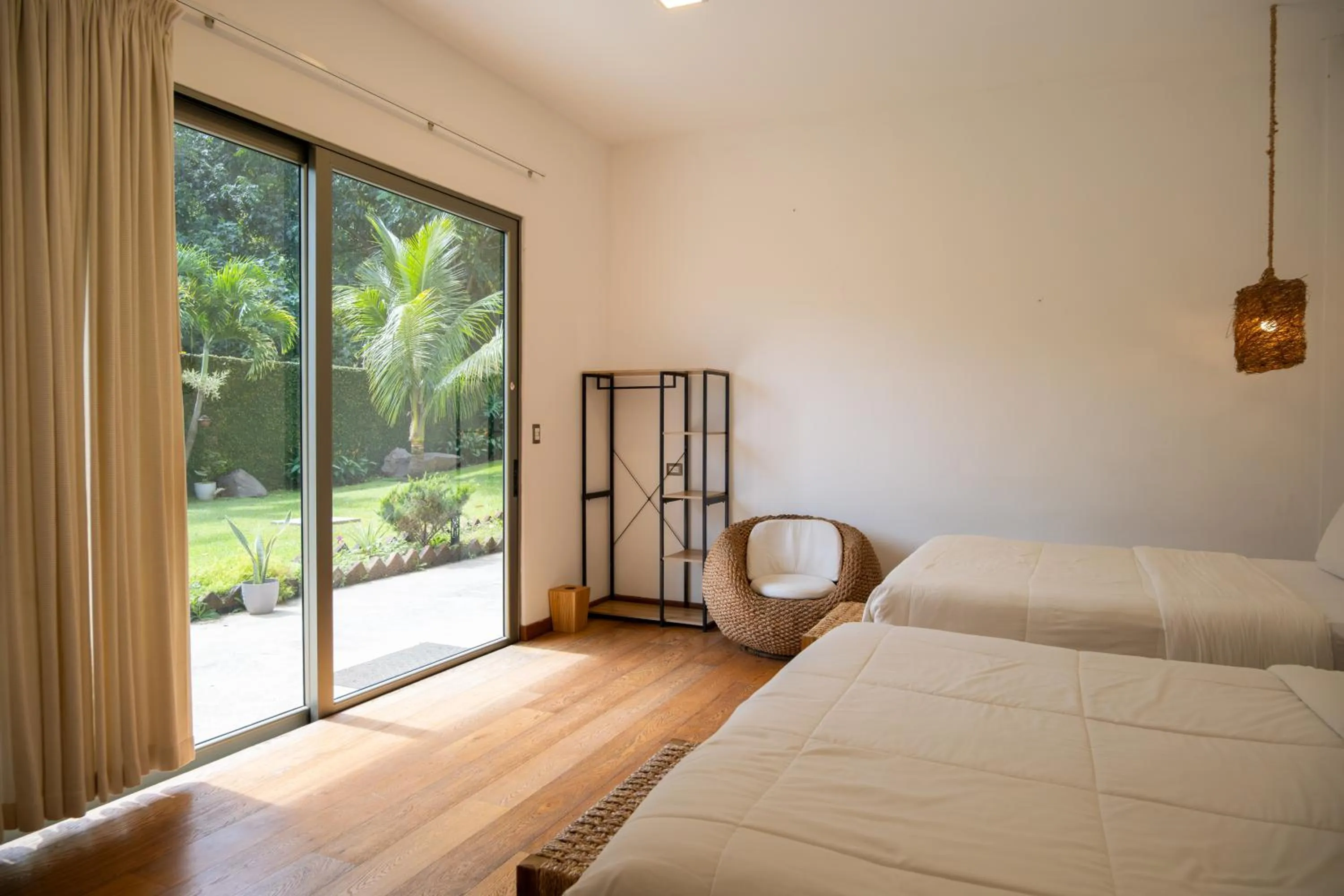 View (from property/room), Bed in Equinoccio Hotel