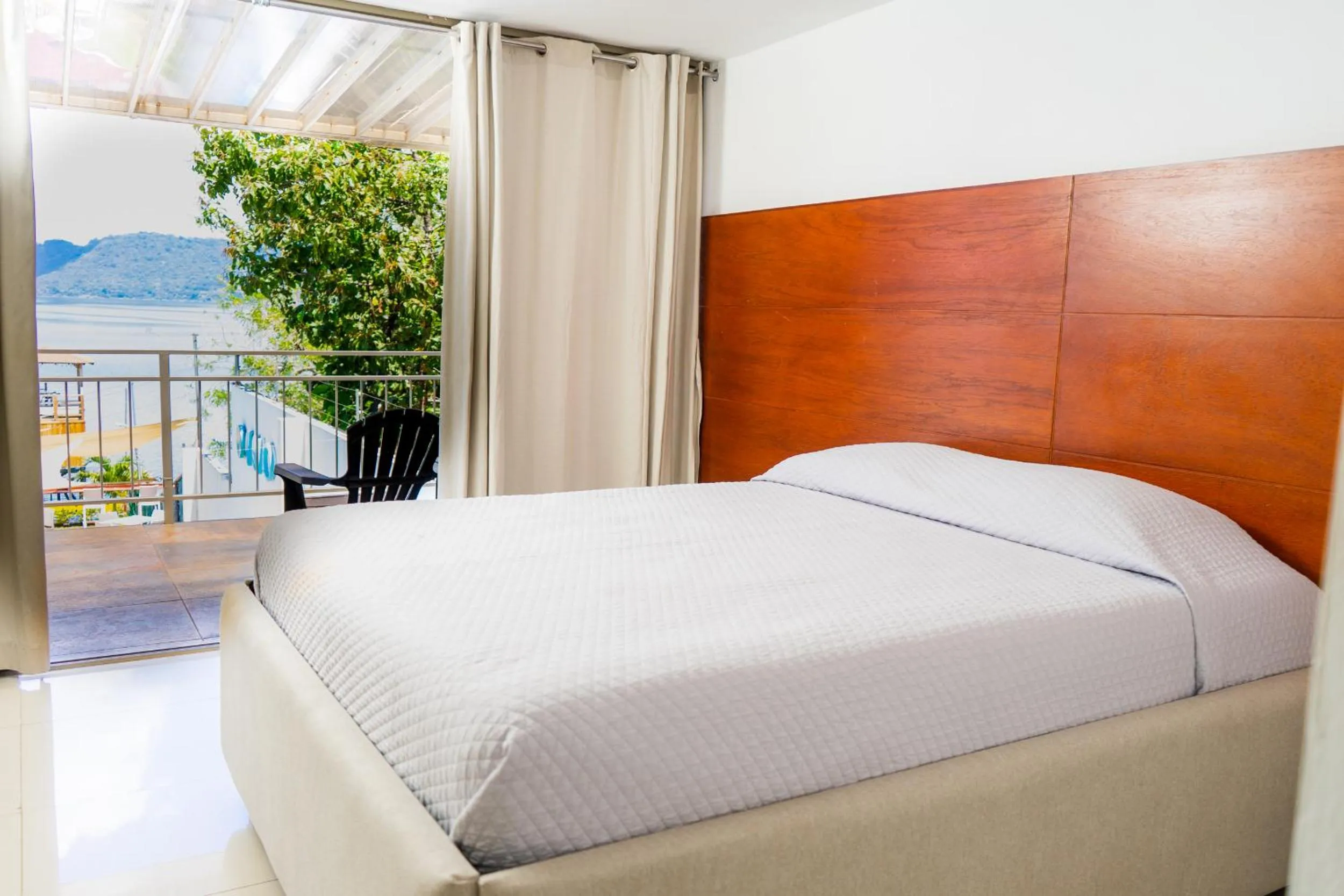 View (from property/room), Bed in Equinoccio Hotel