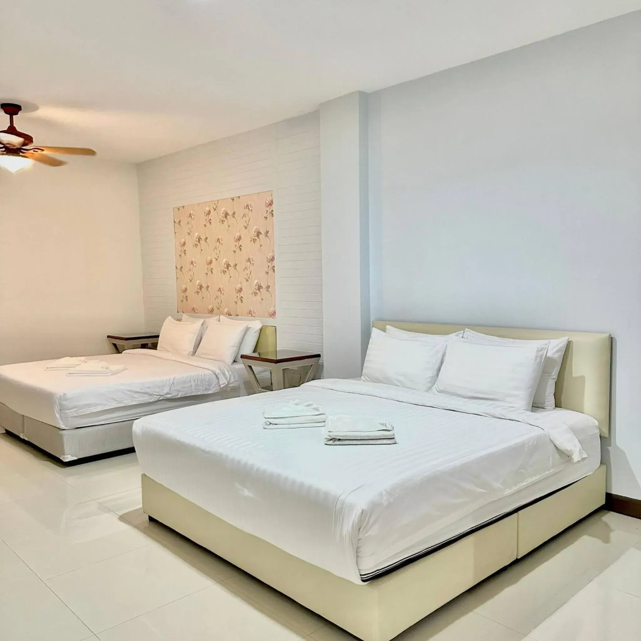 Family Room in J STAR Family Room in J STAR