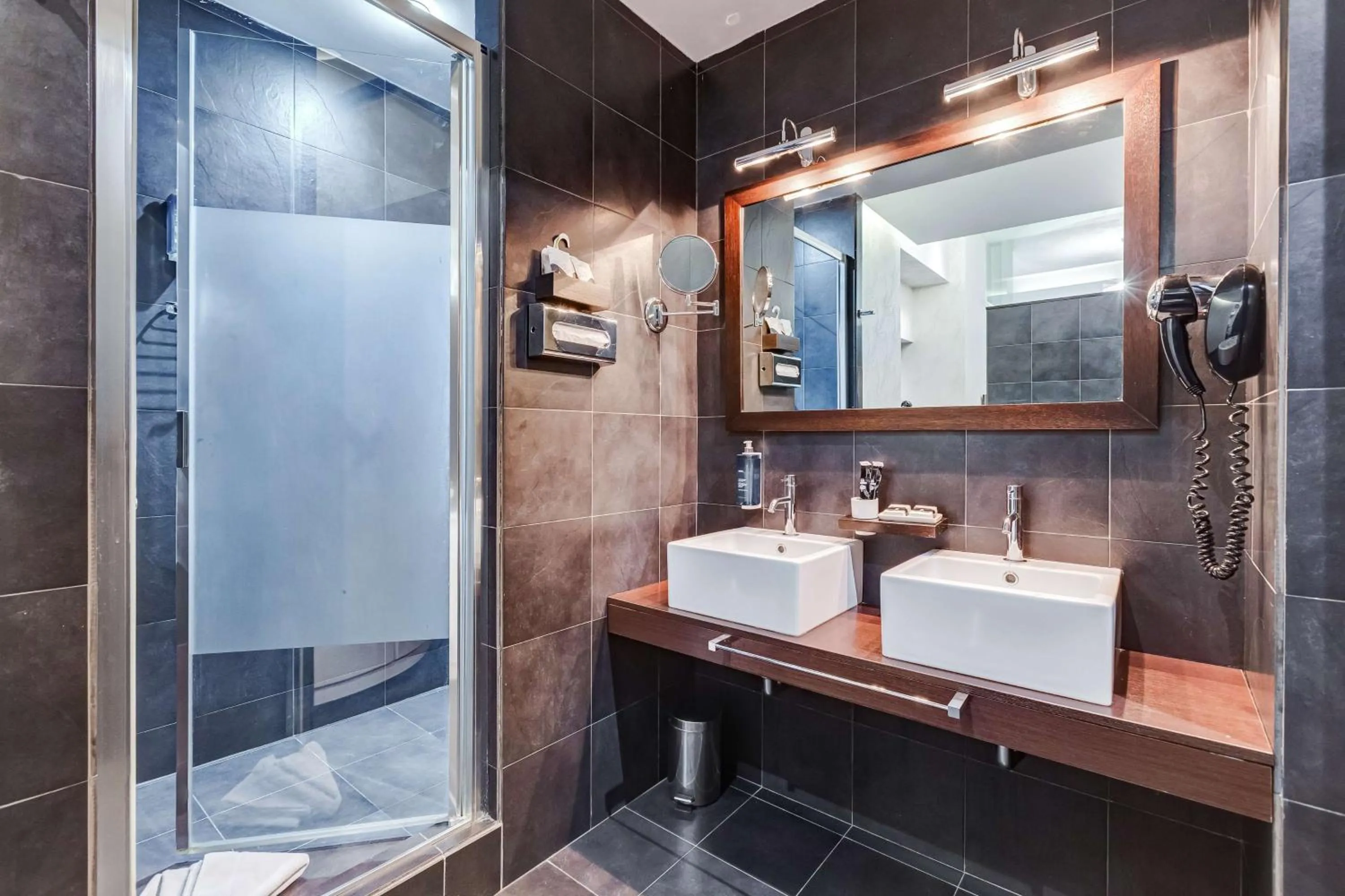 Bathroom in Best Western Cinemusic Hotel