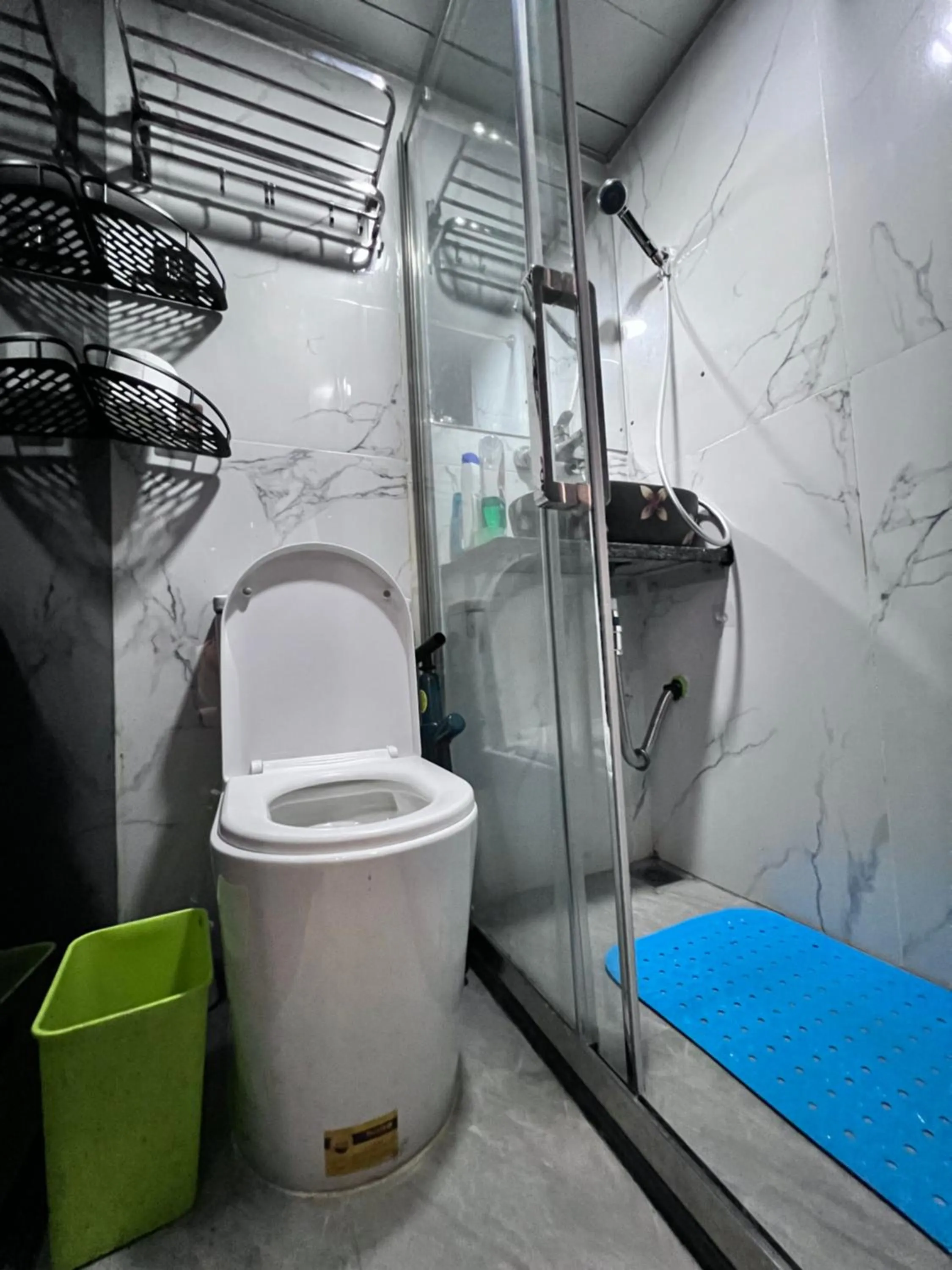 Sleep Cubee Hostel