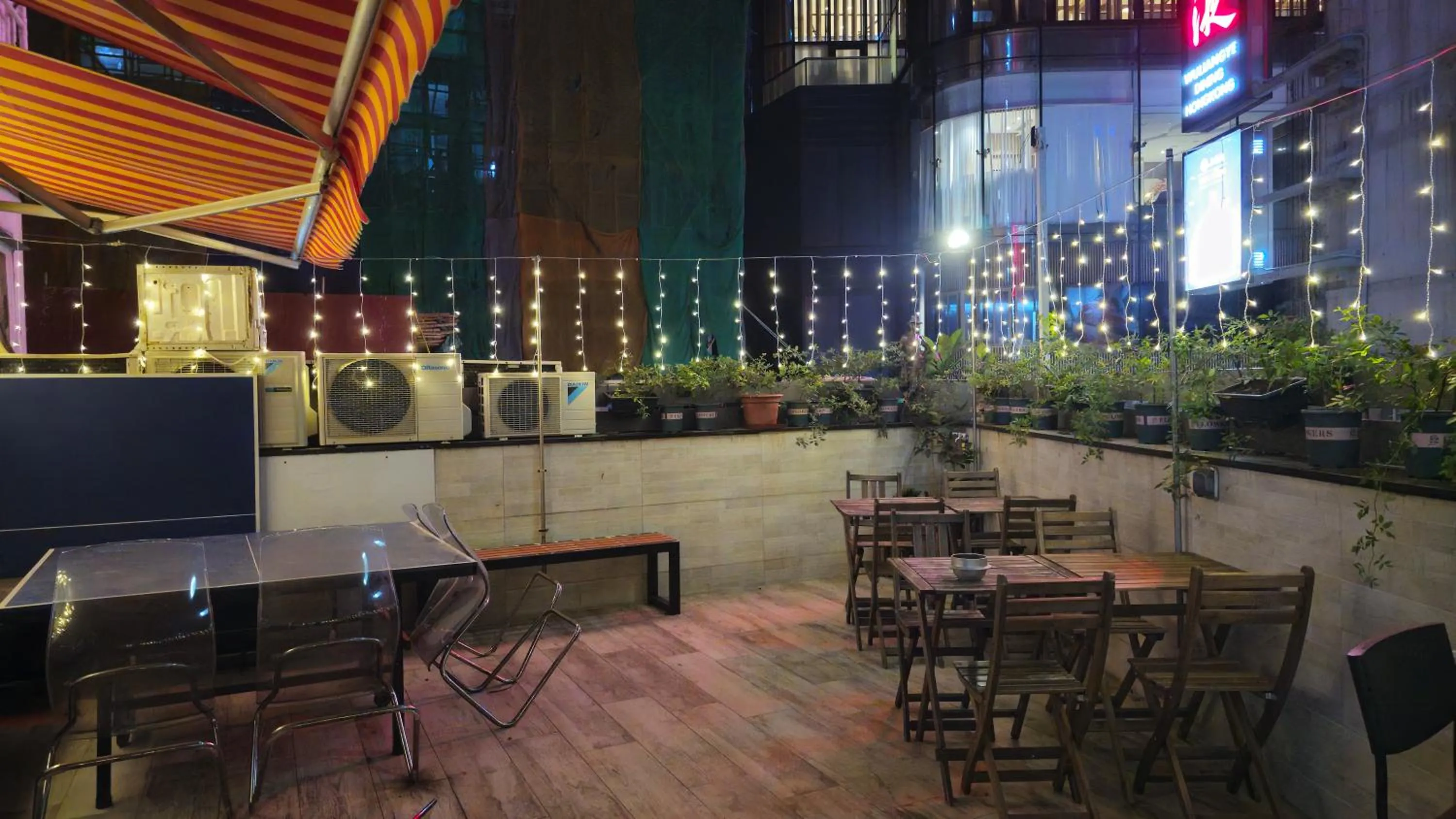 Sleep Cubee Hostel