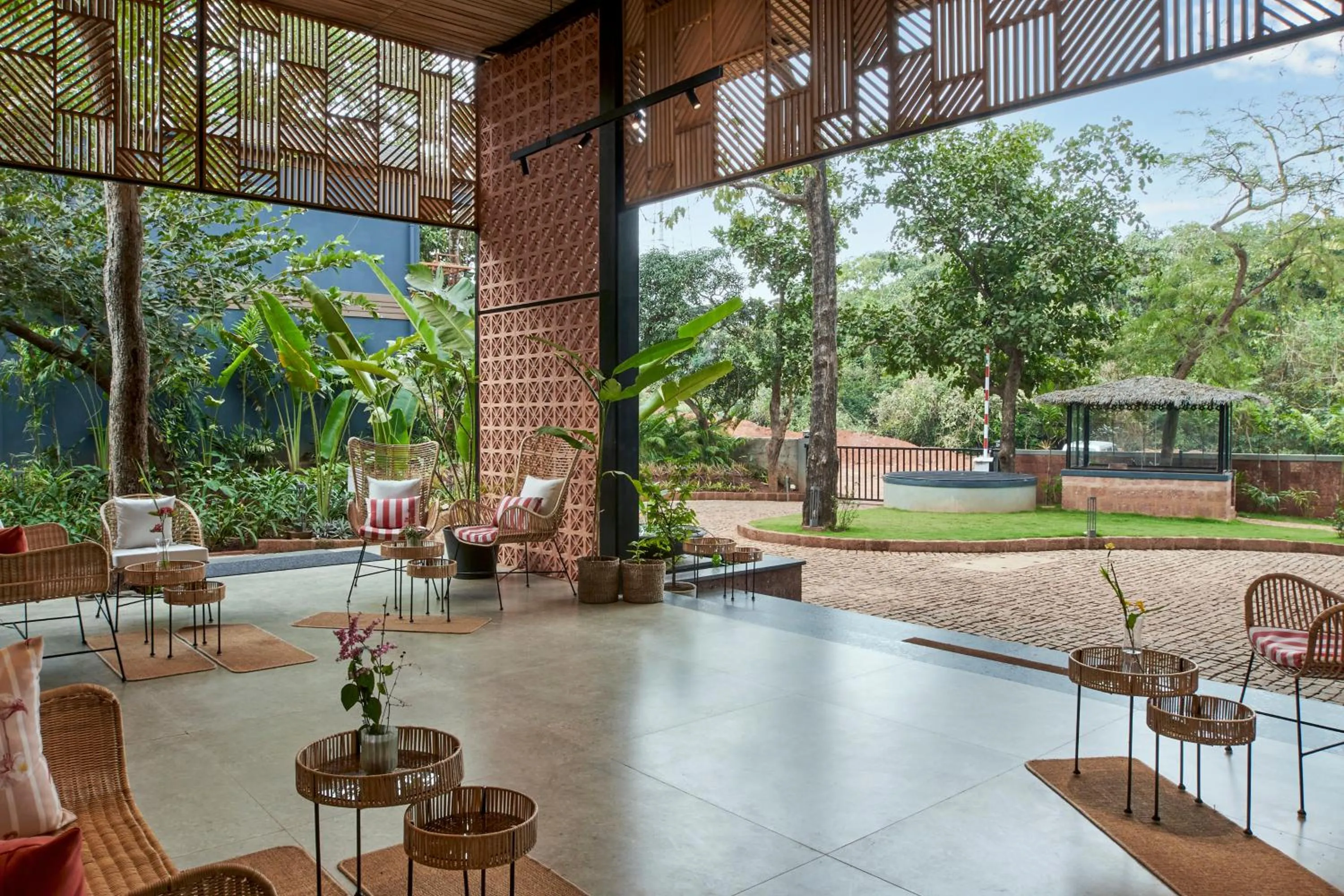 Seating area in Avataara Resort & Spa