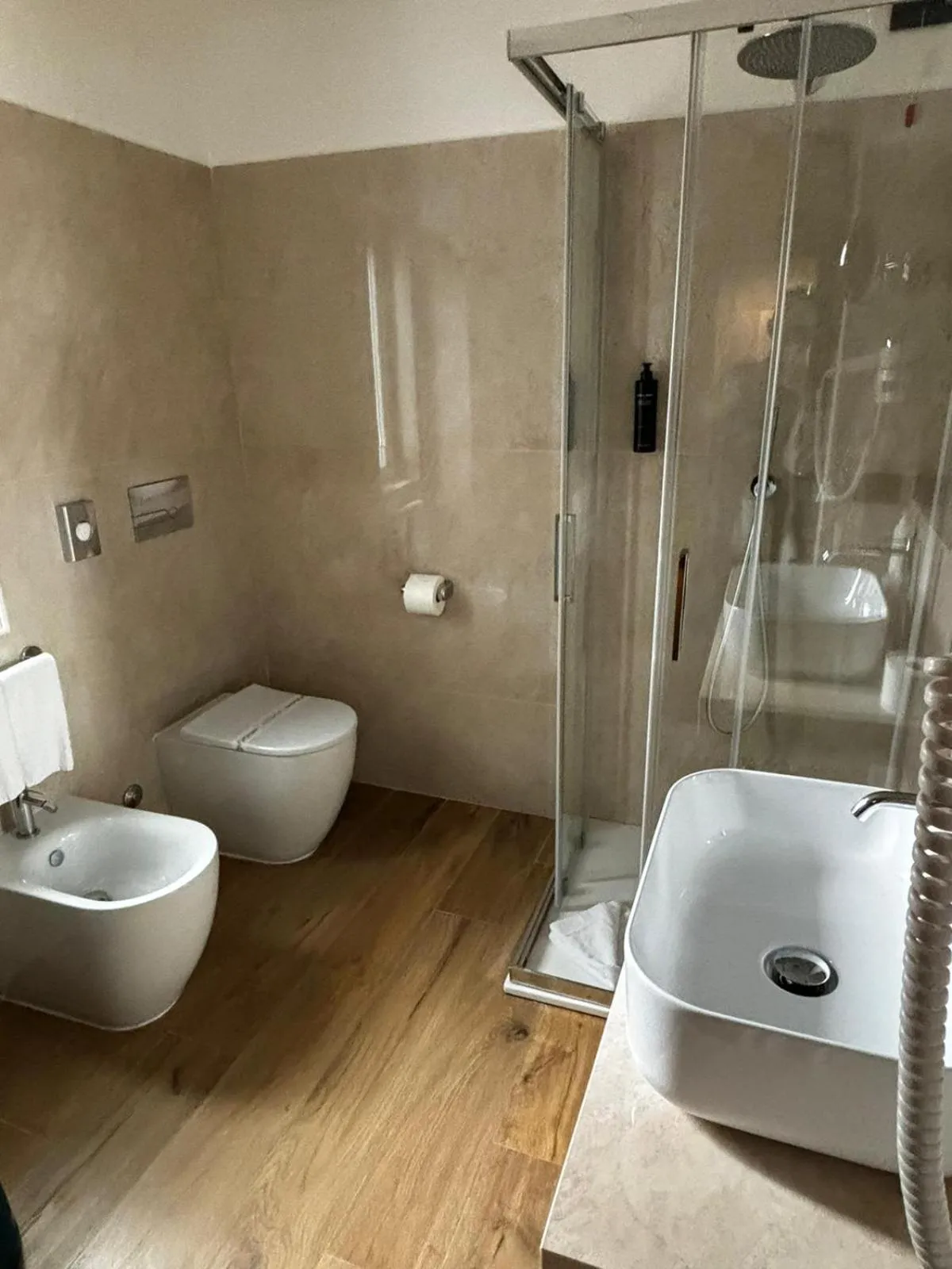 Bathroom in Hotel San Remo