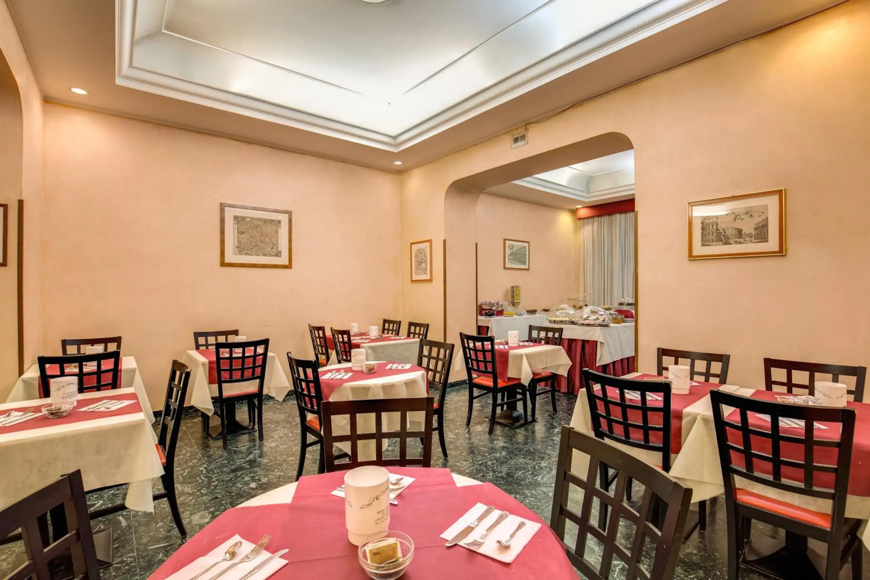 Restaurant/places to eat in Hotel San Remo Restaurant/places to eat in Hotel San Remo