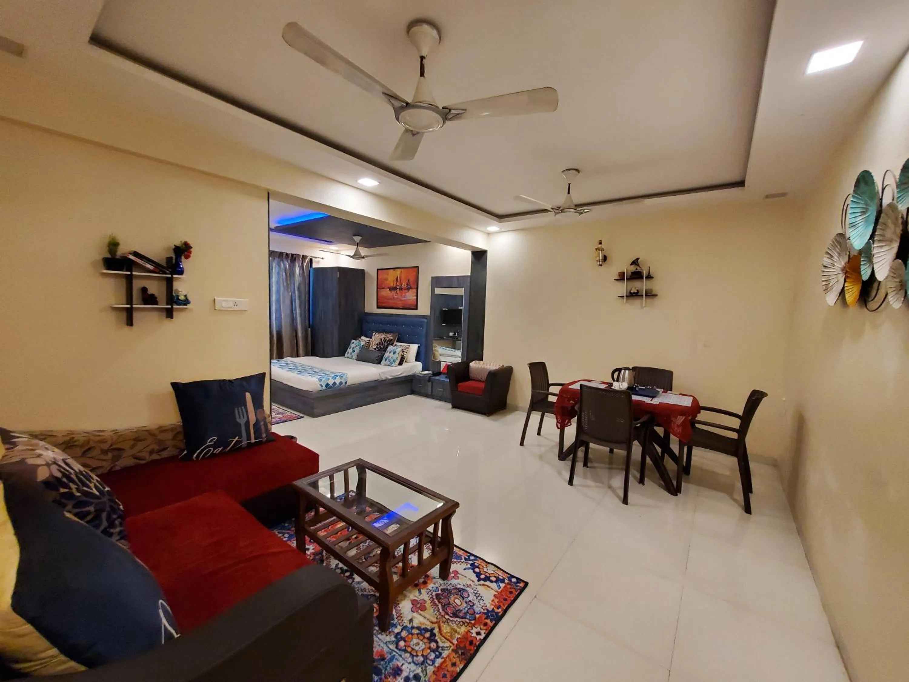 Living room, Bed in Hotel Mari Aai Residency