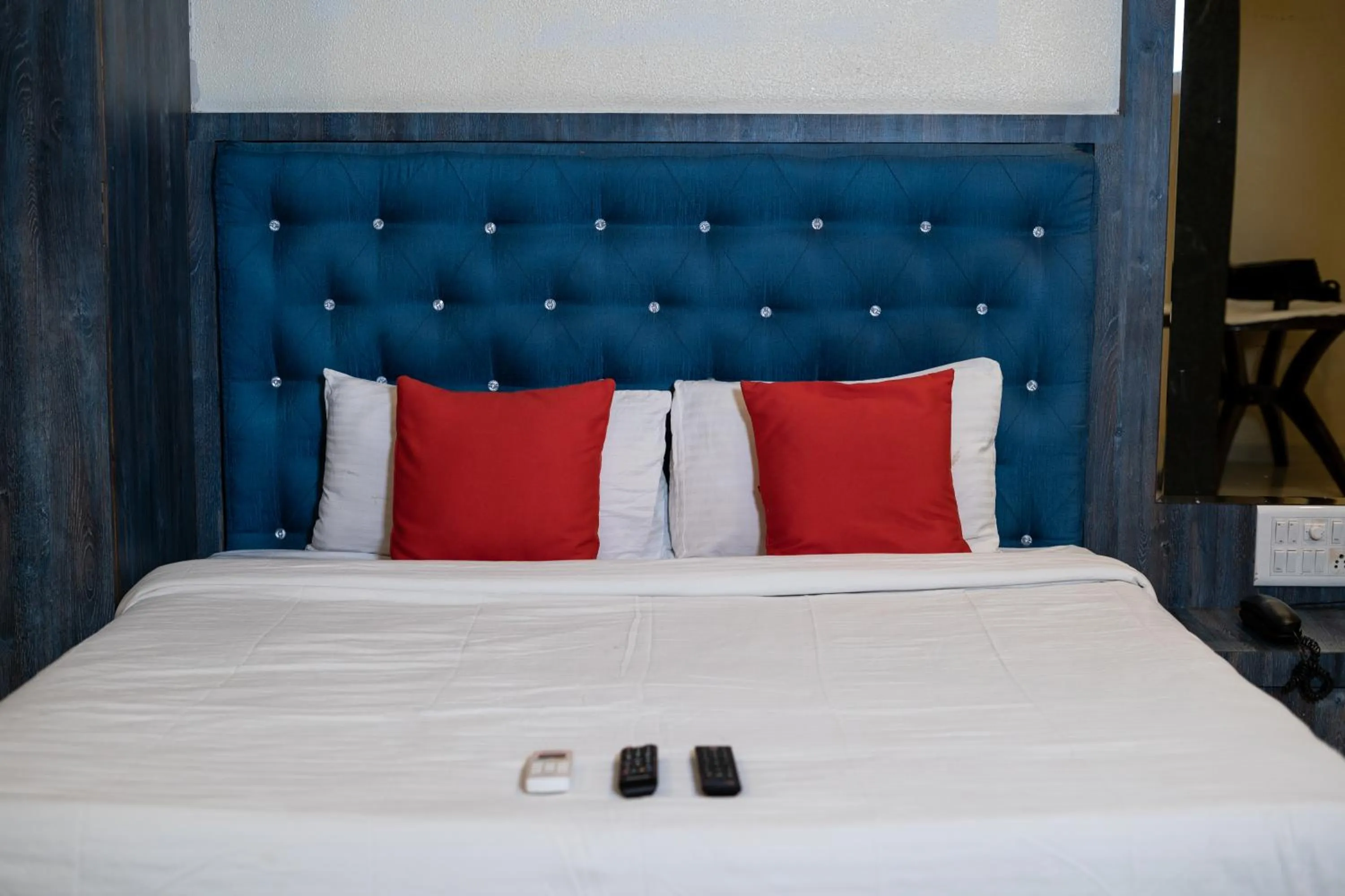 Bed in Hotel Mari Aai Residency