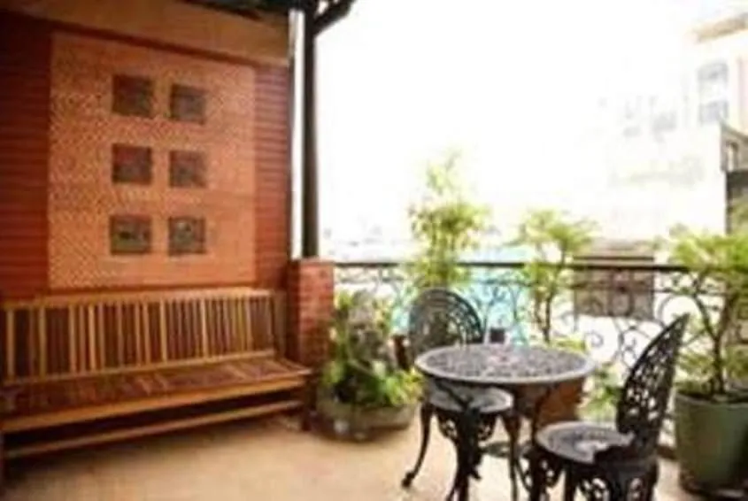 Decorative detail in Bi Saigon Hotel