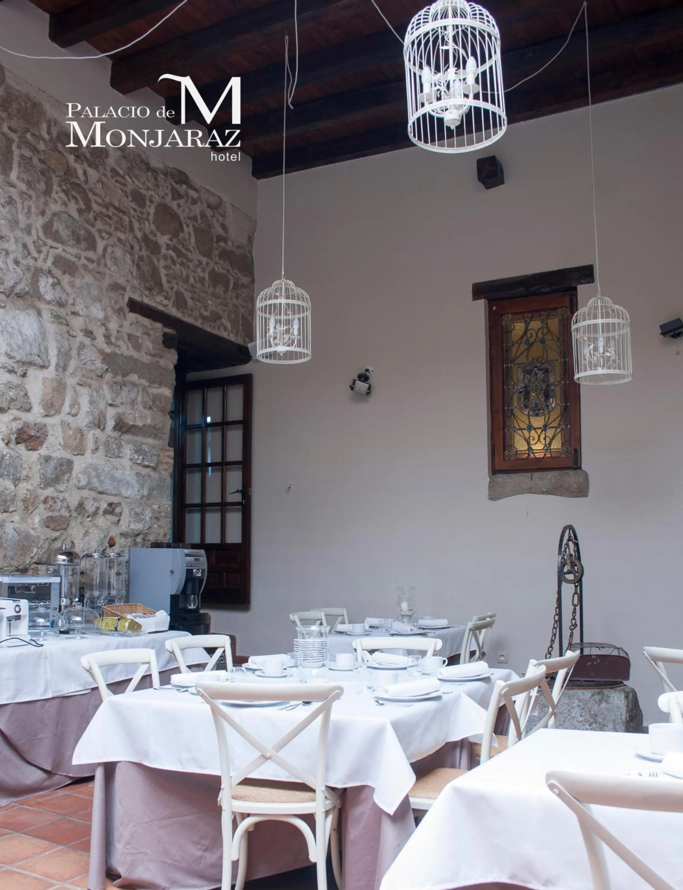 Restaurant/places to eat in Palacio de Monjaraz