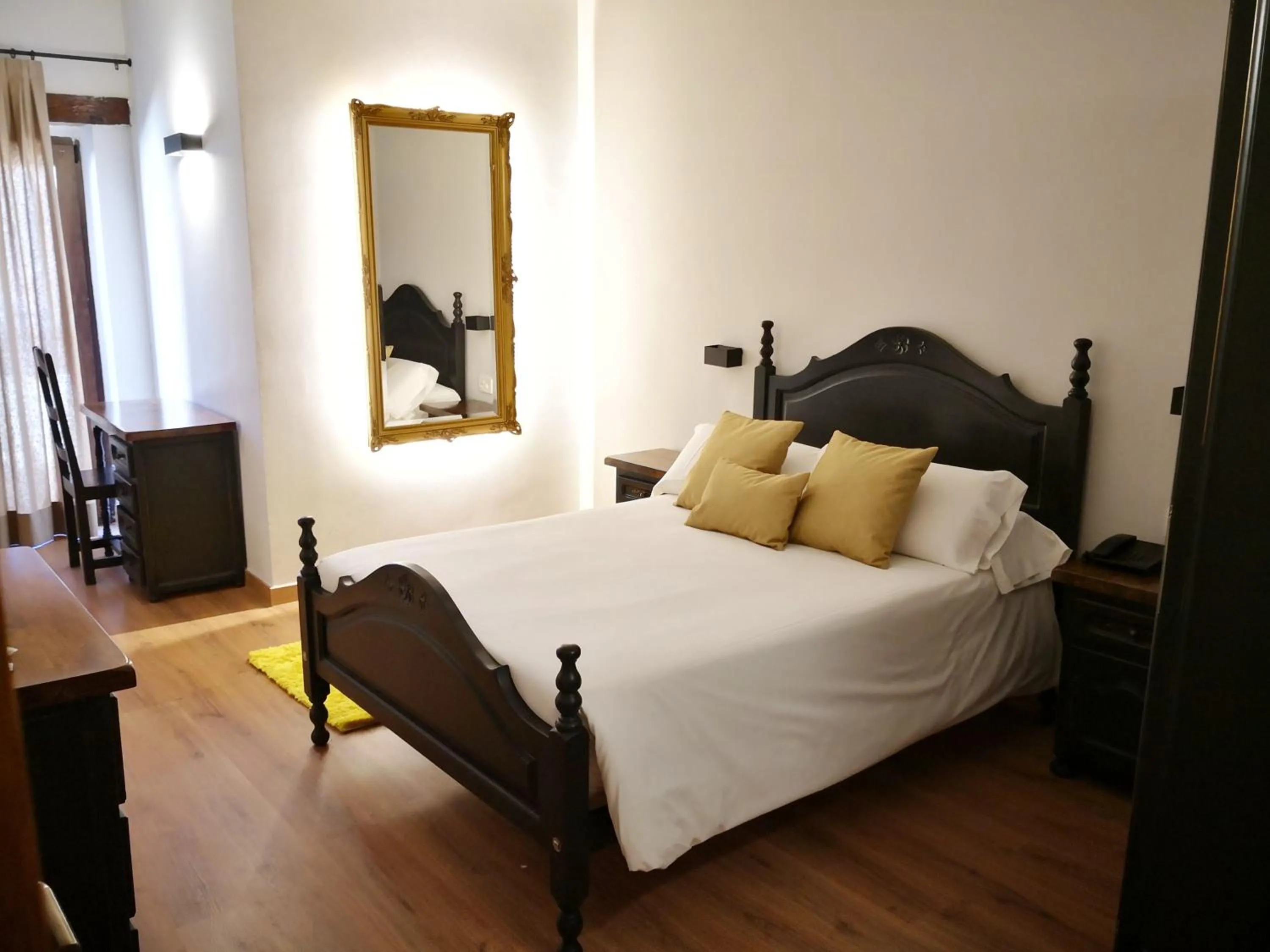 Bed in Palacio de Monjaraz